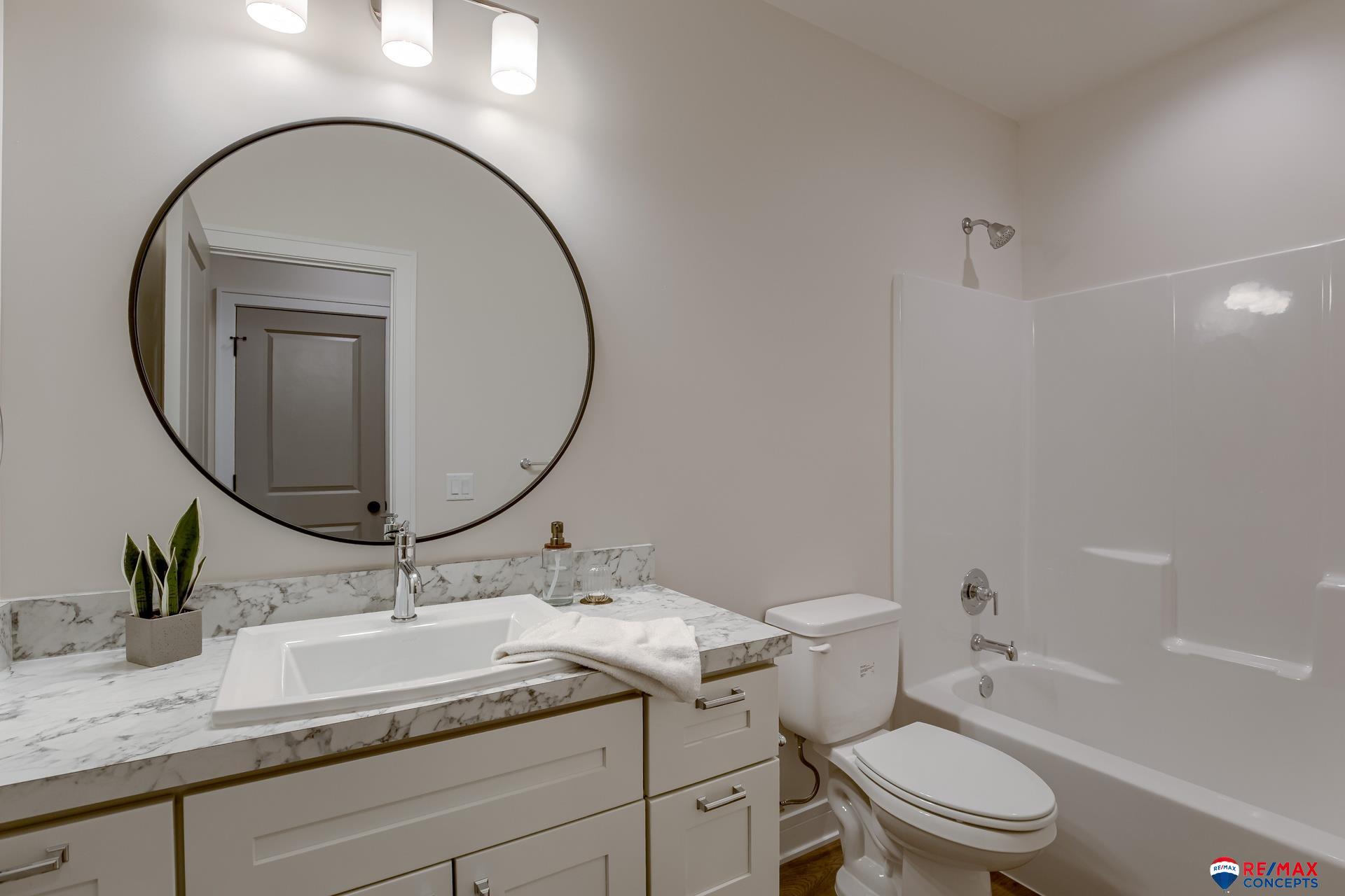 5110 W Leighton Avenue