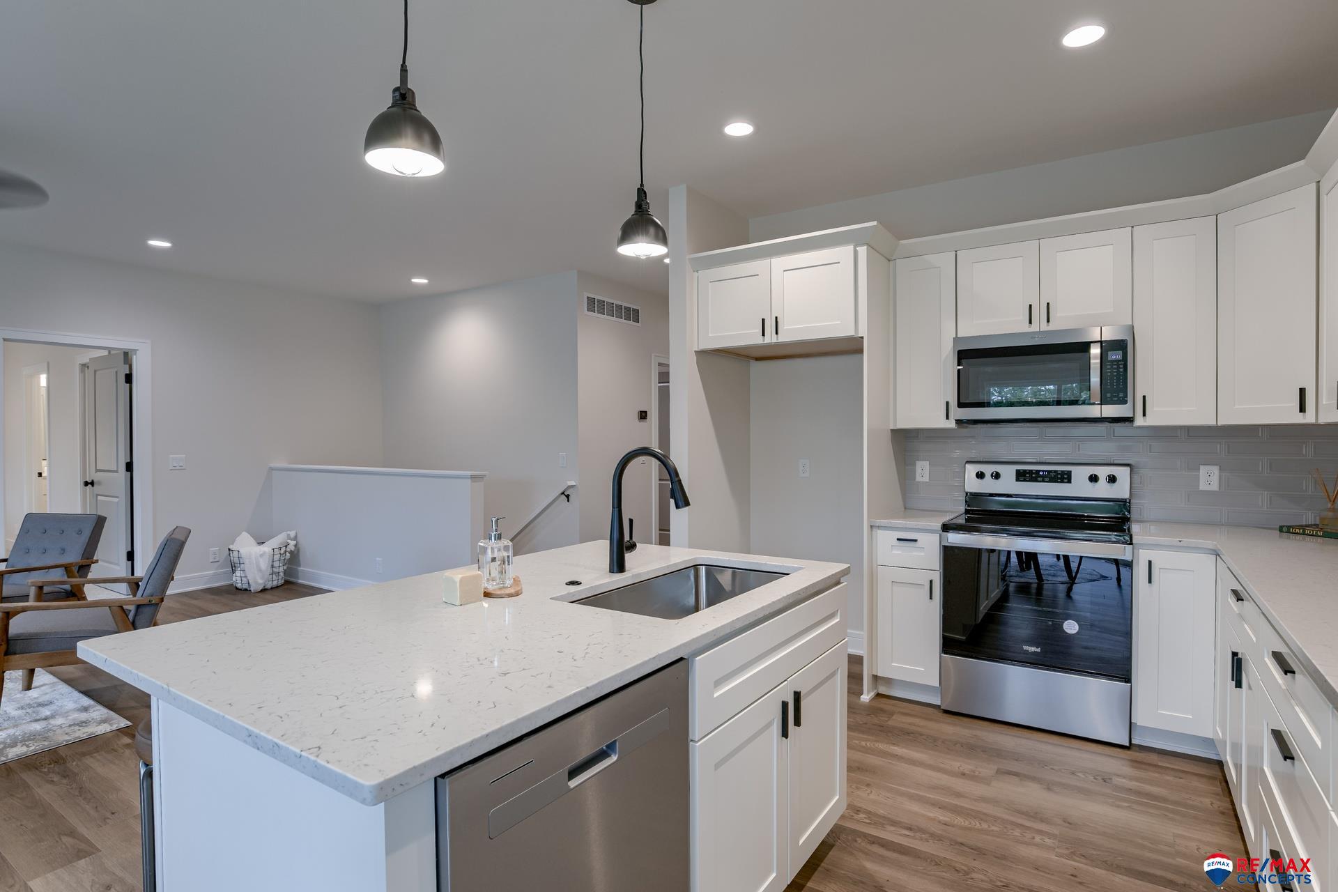 5110 W Leighton Avenue