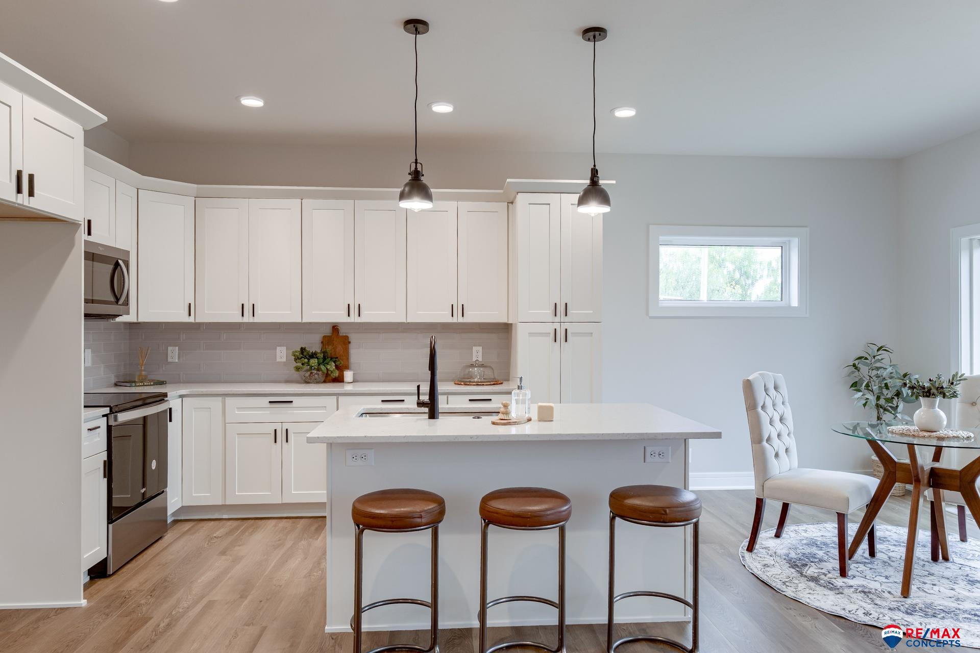 5110 W Leighton Avenue