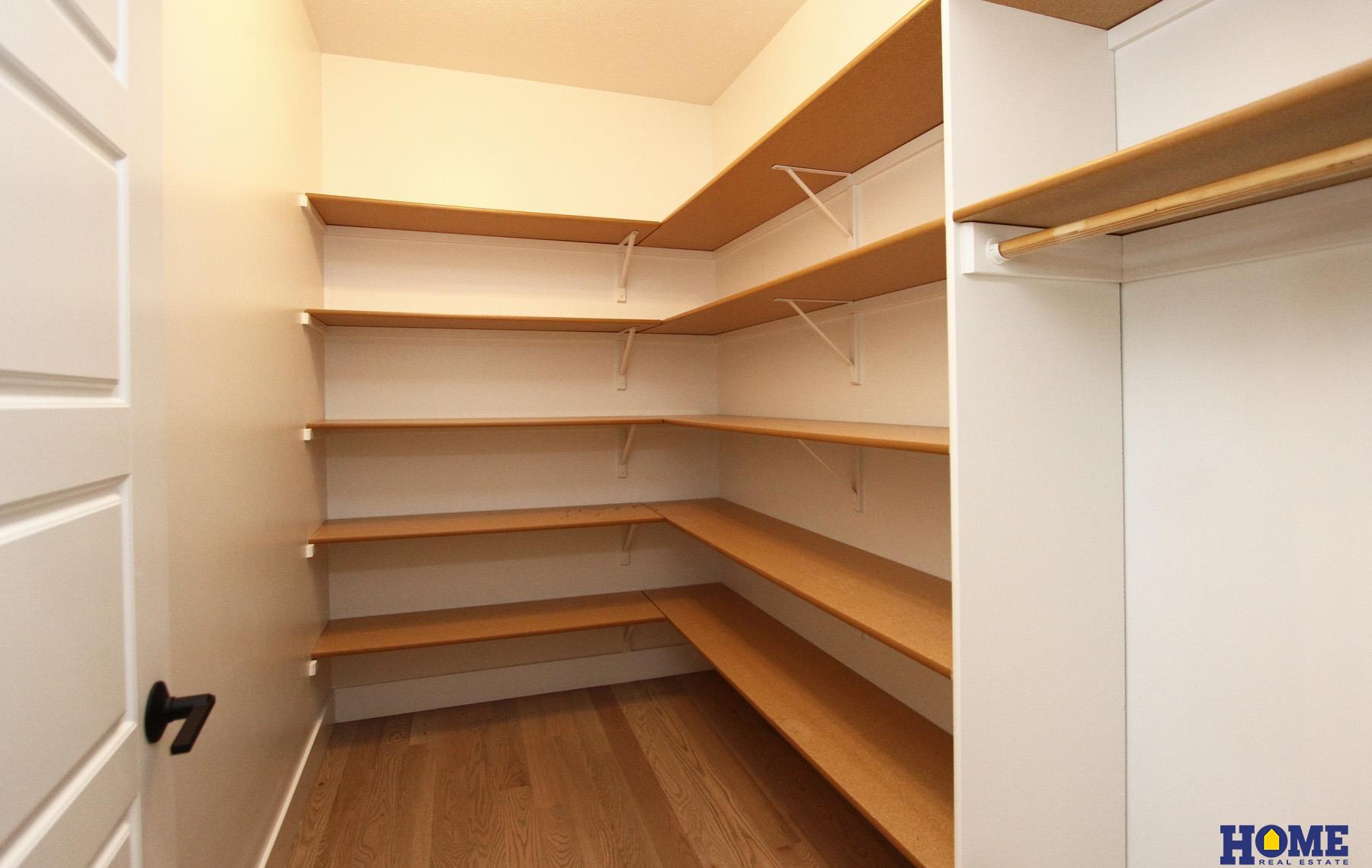 7257 Swiss Alps Avenue