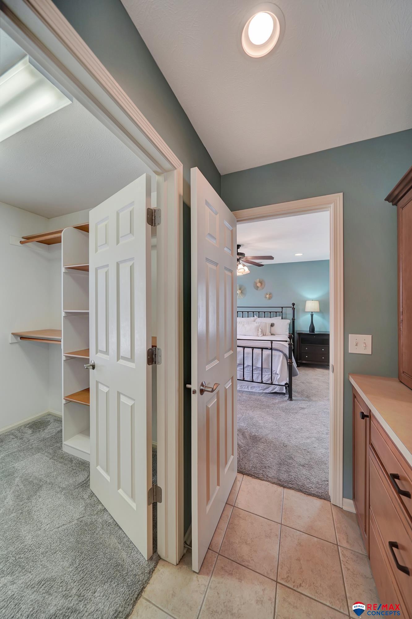 6811 Stonebrook Parkway