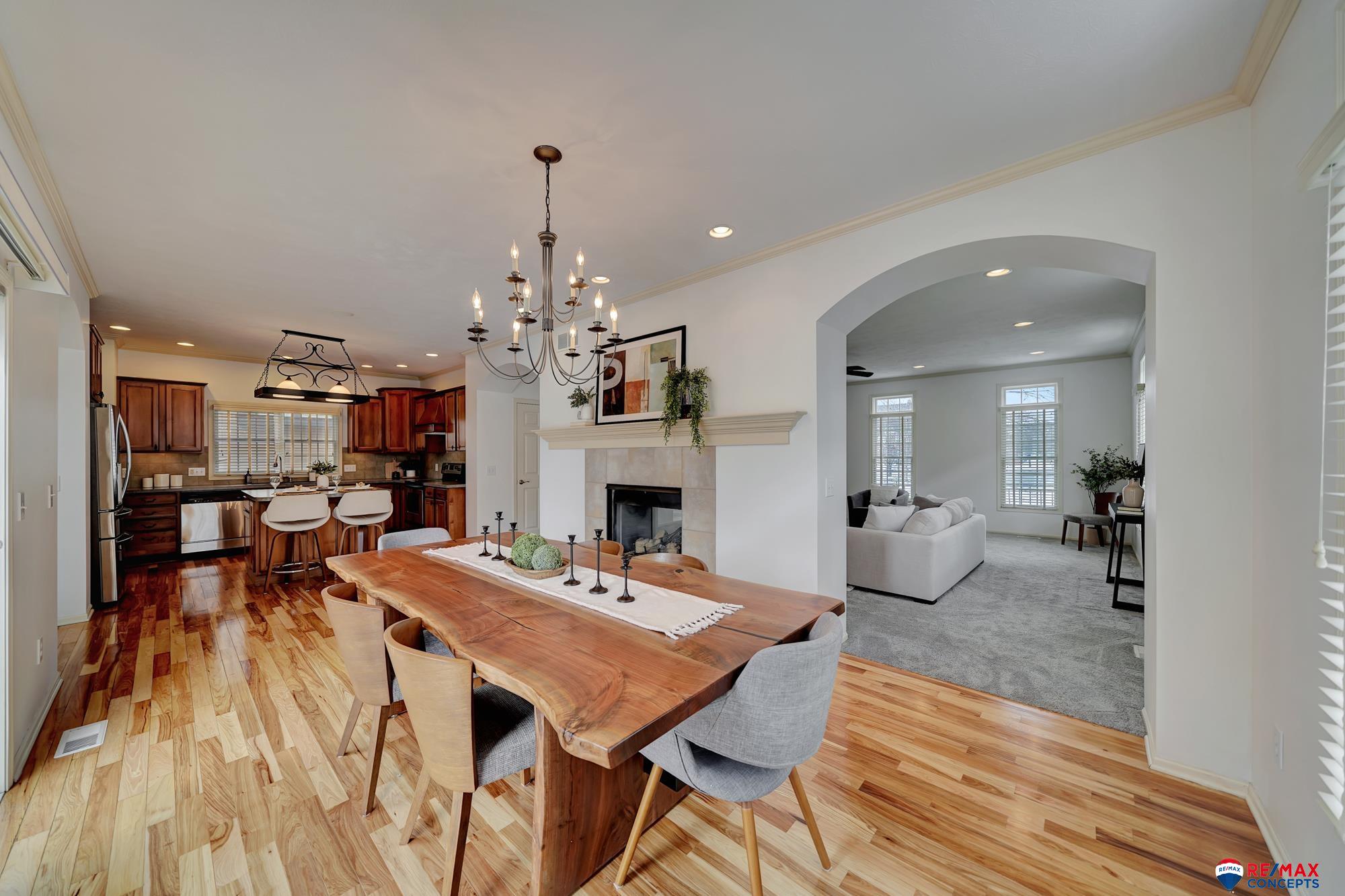 6811 Stonebrook Parkway