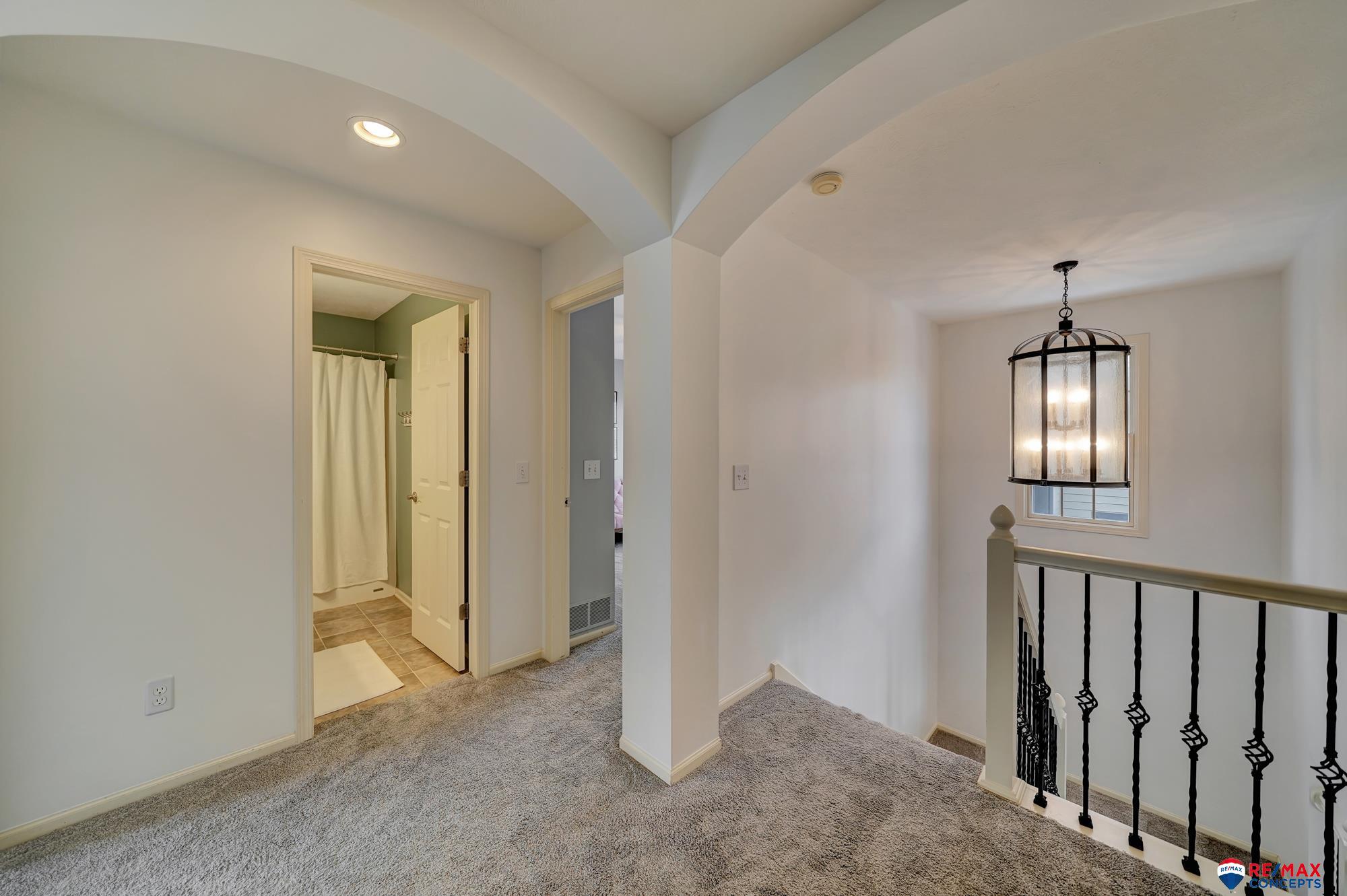 6811 Stonebrook Parkway