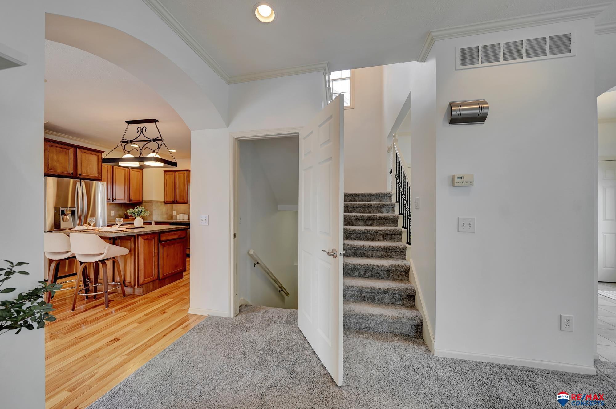 6811 Stonebrook Parkway