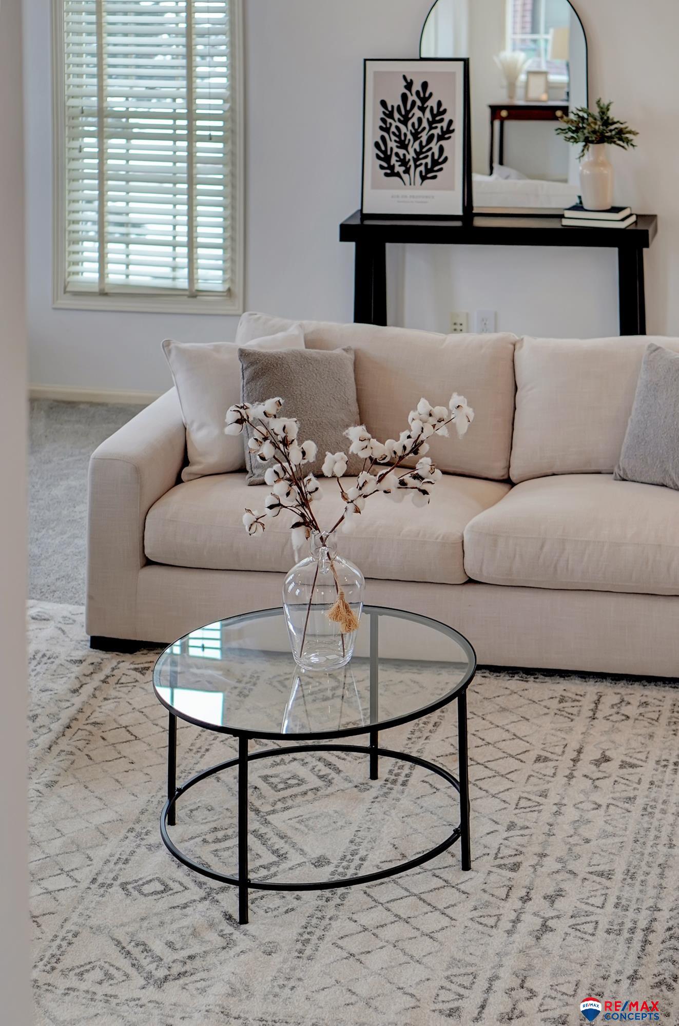 6811 Stonebrook Parkway