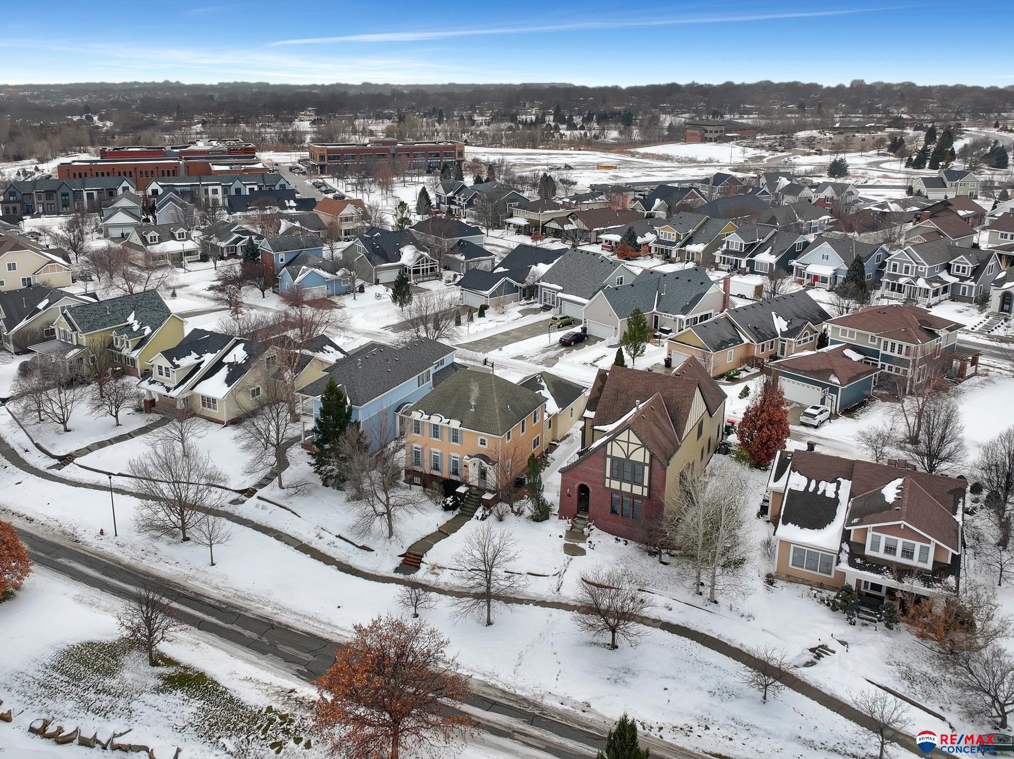 6811 Stonebrook Parkway