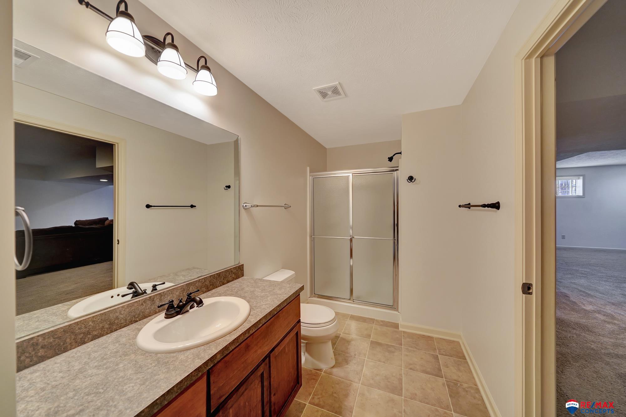 6811 Stonebrook Parkway