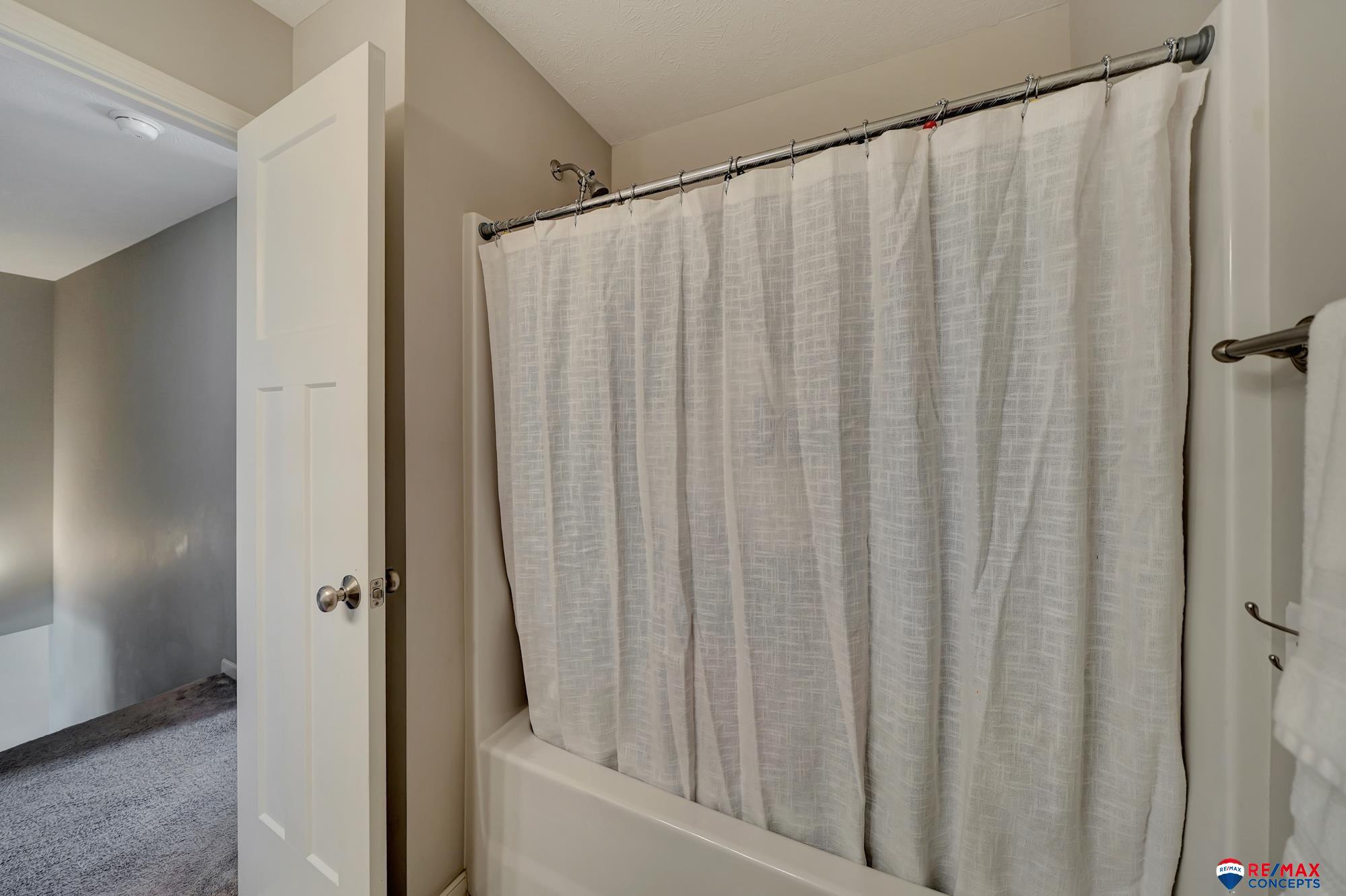 1611 SW Derek Avenue