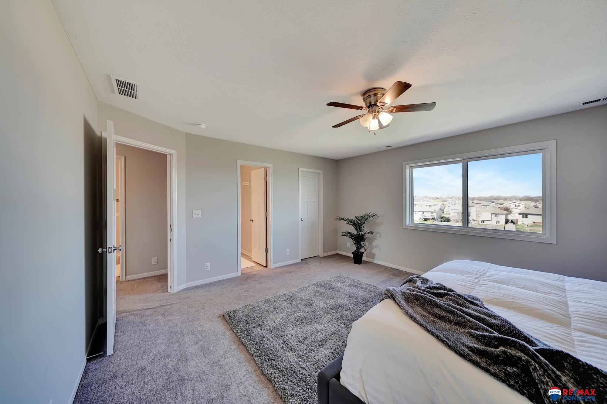 1611 SW Derek Avenue