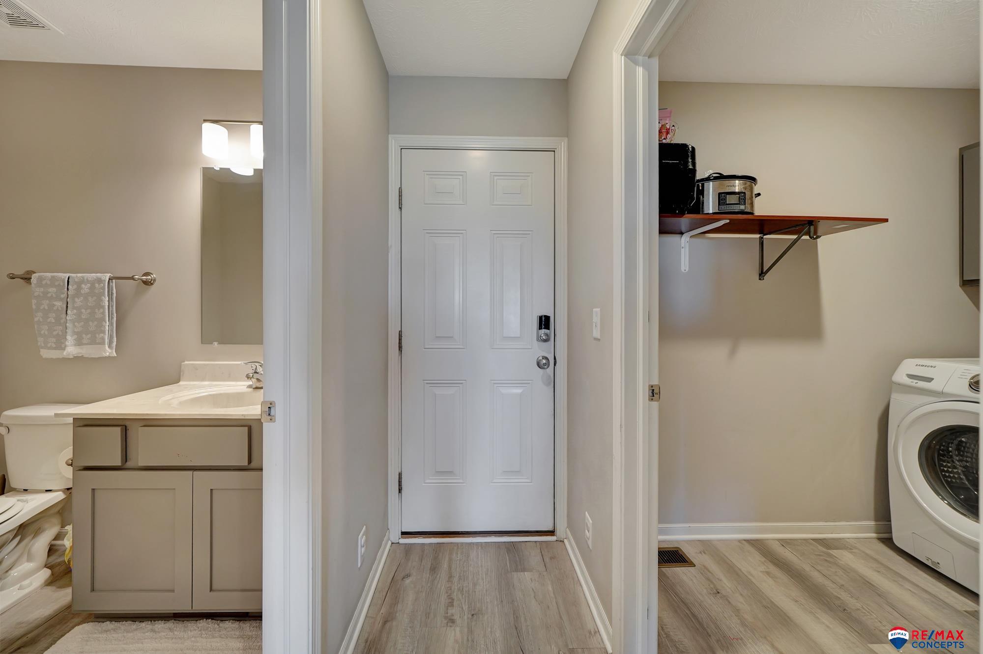 1611 SW Derek Avenue