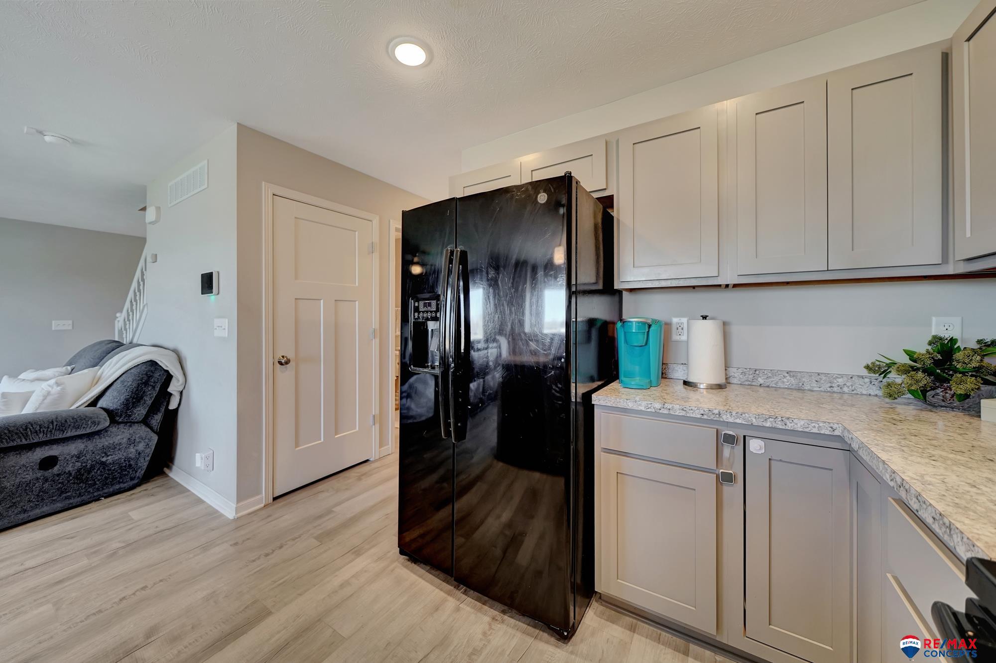 1611 SW Derek Avenue