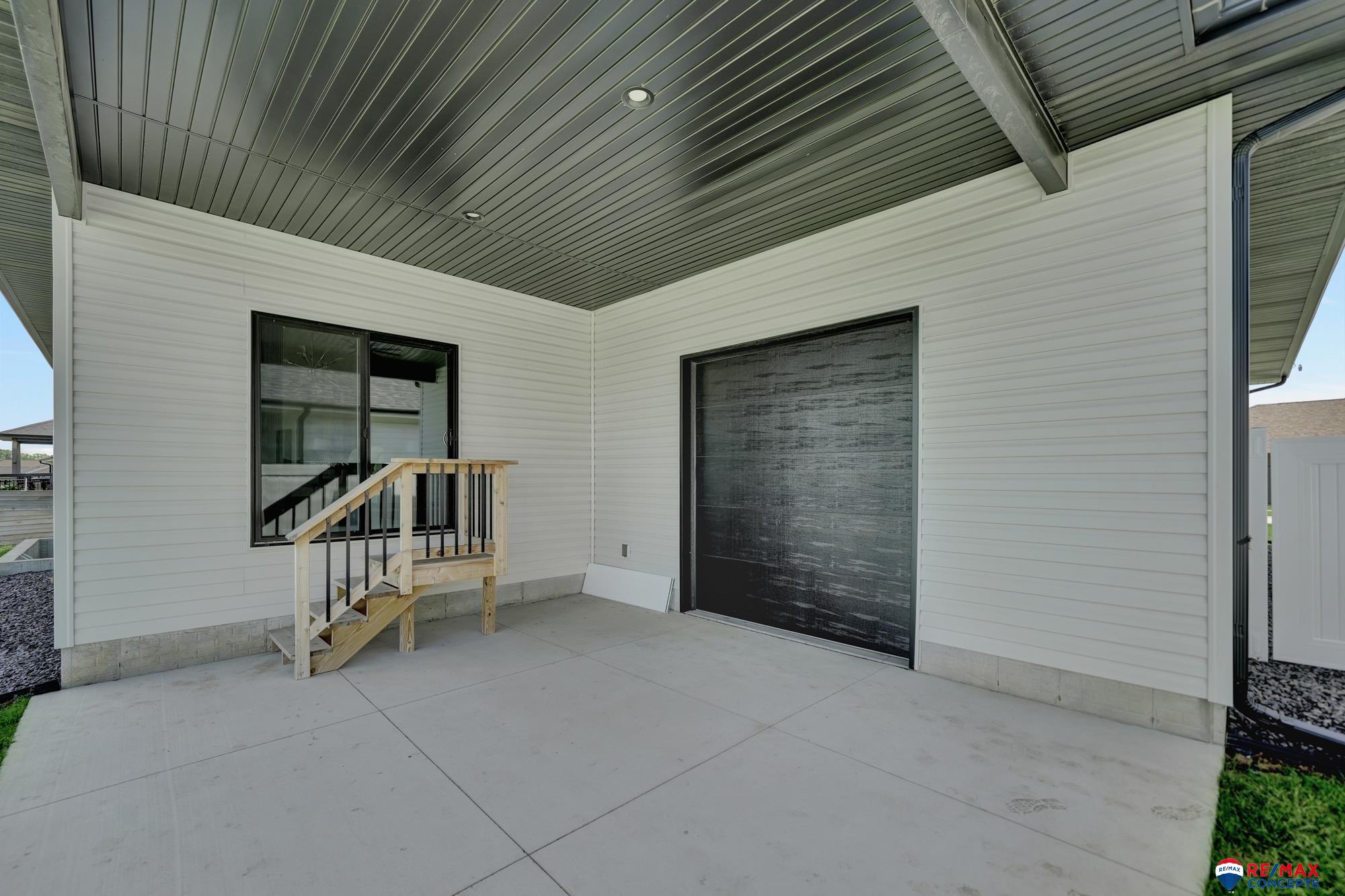 9510 Green Valley Lane