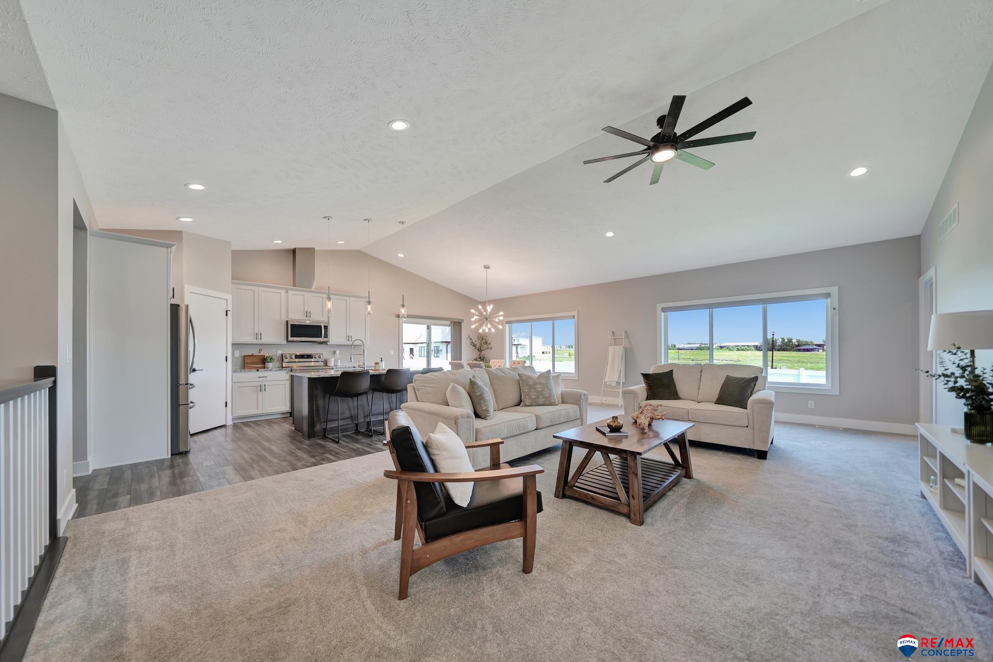 9510 Green Valley Lane