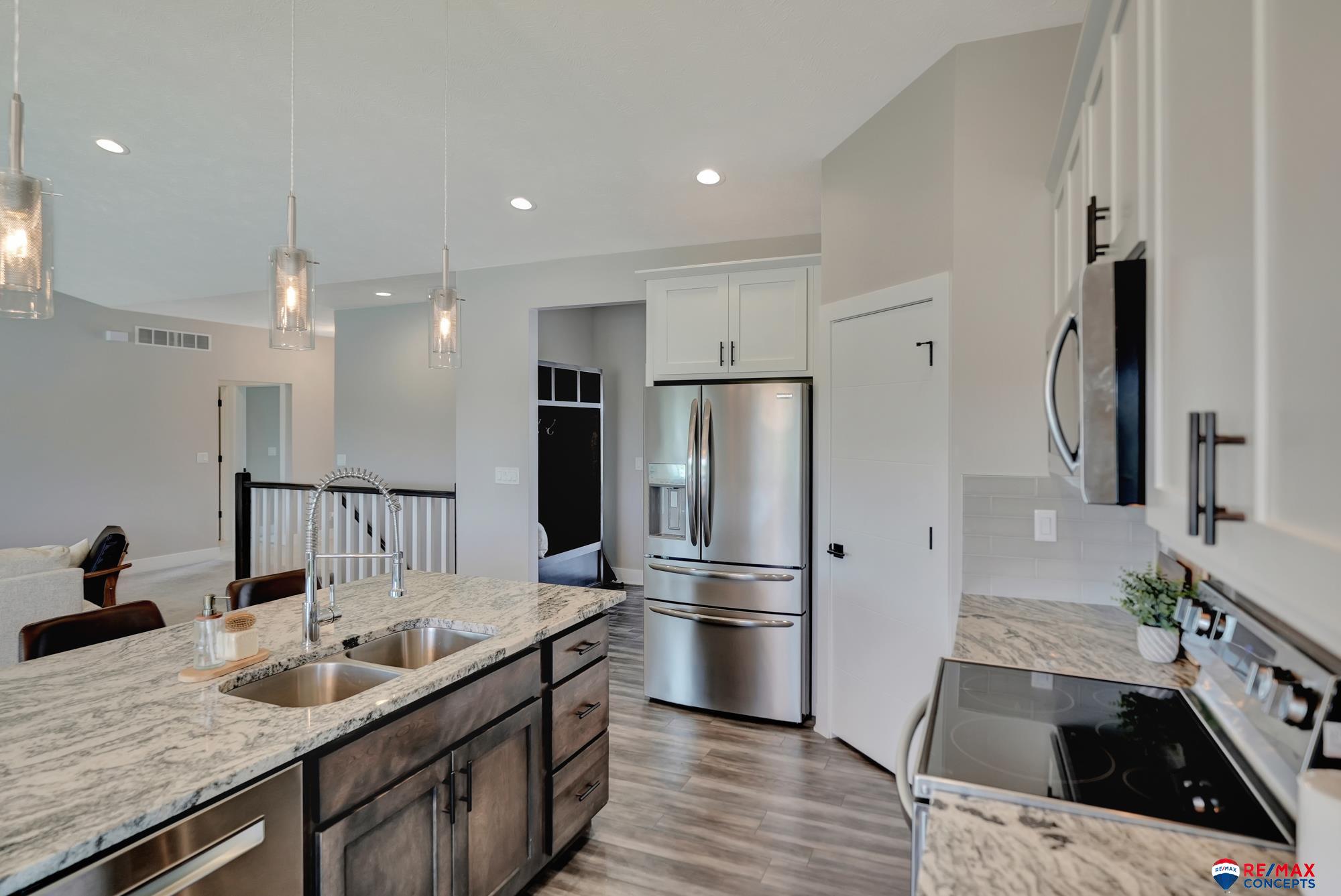 9510 Green Valley Lane