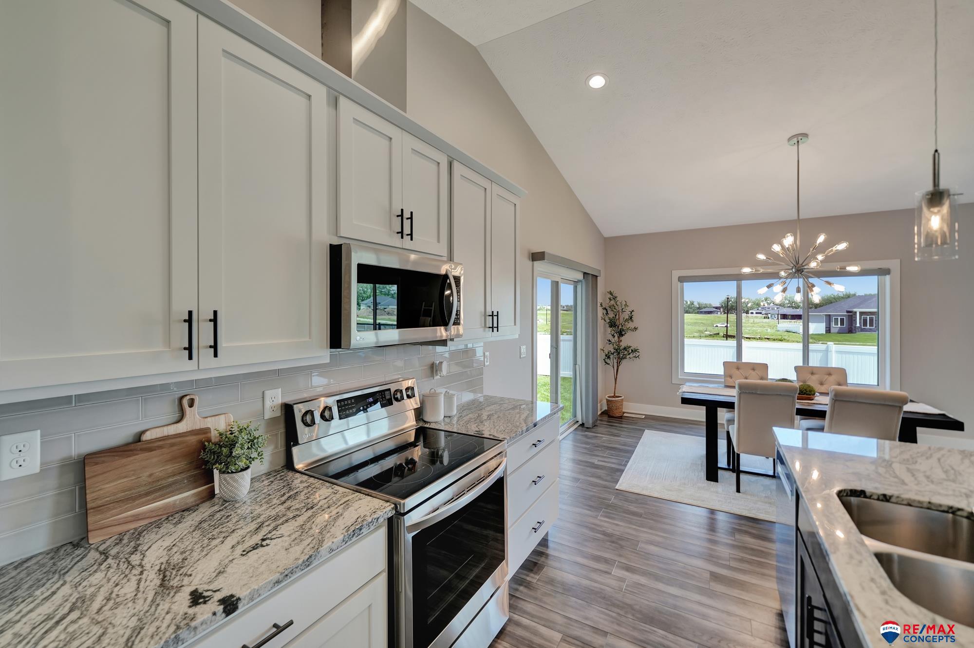 9510 Green Valley Lane