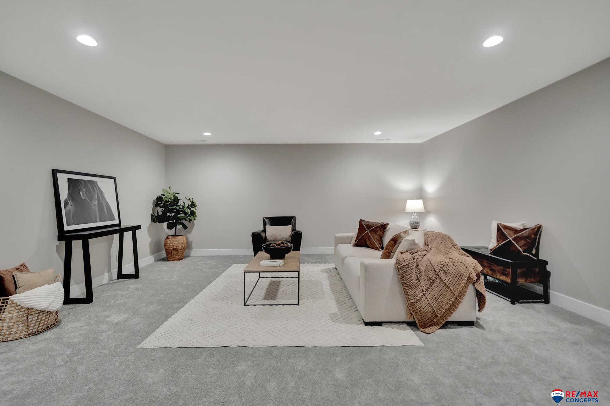 9510 Green Valley Lane