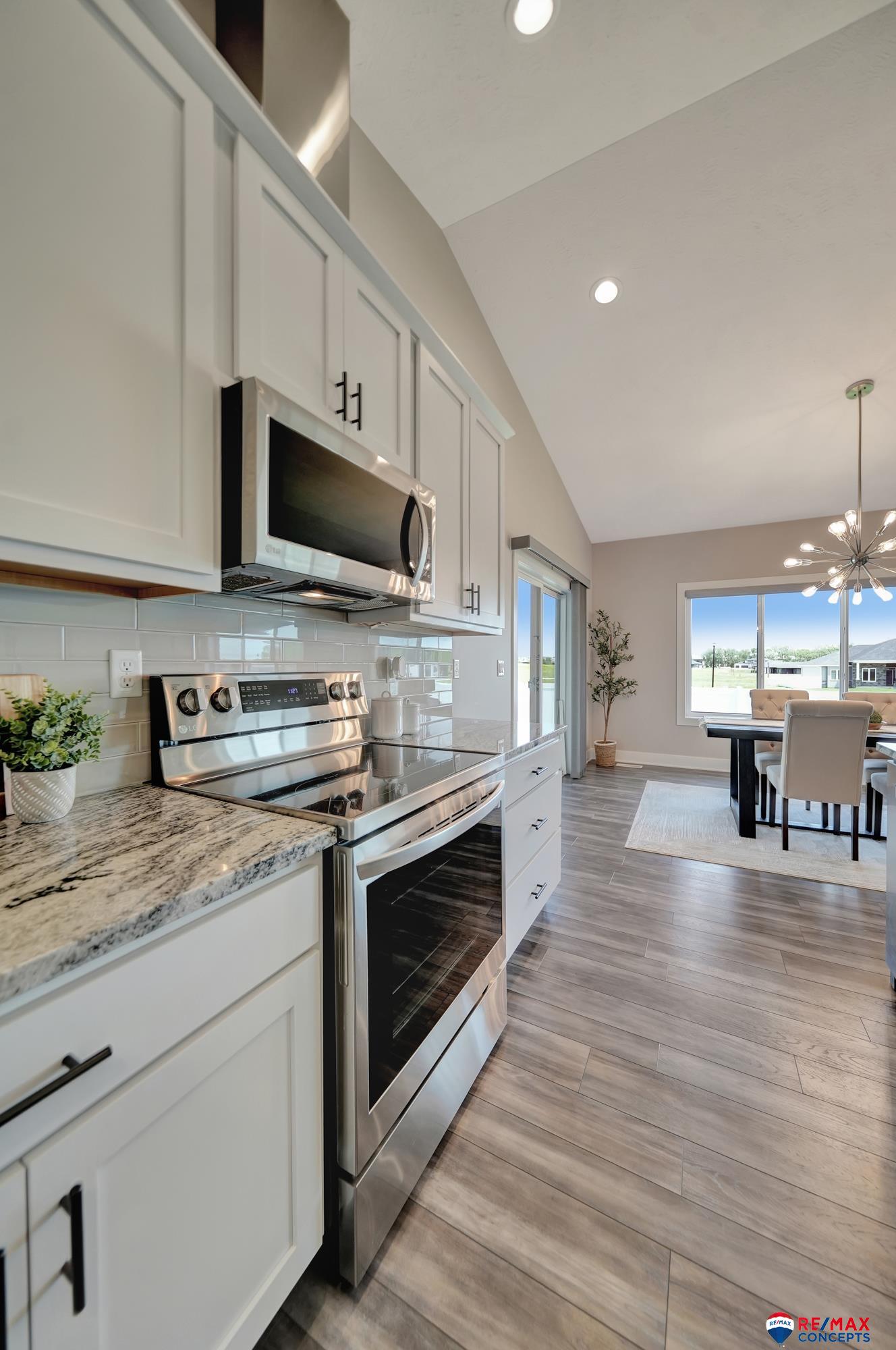 9510 Green Valley Lane