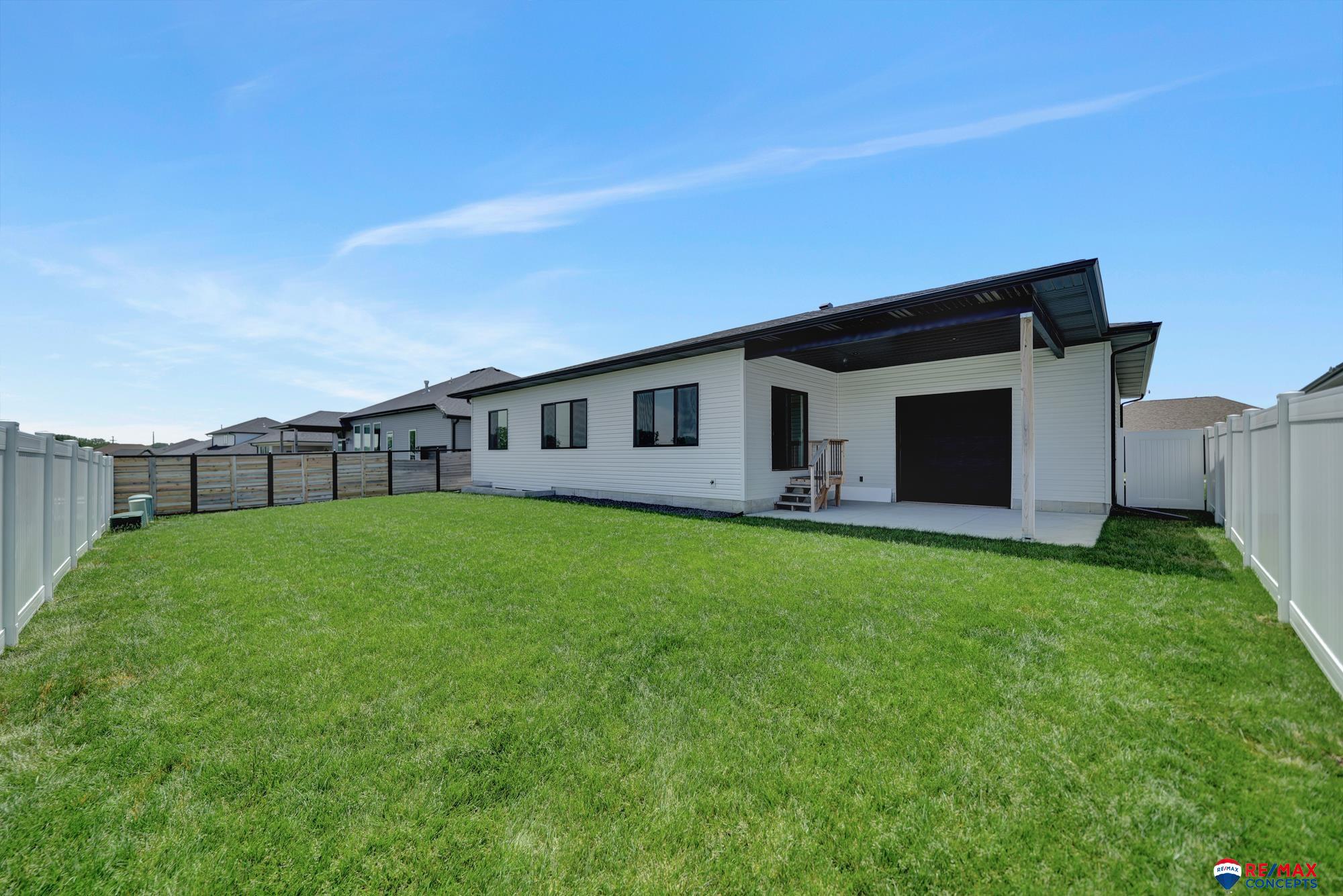 9510 Green Valley Lane