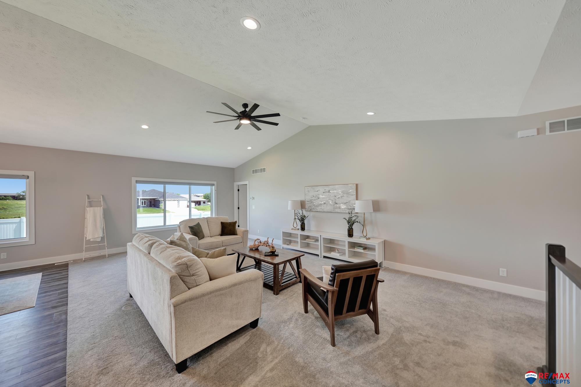 9510 Green Valley Lane