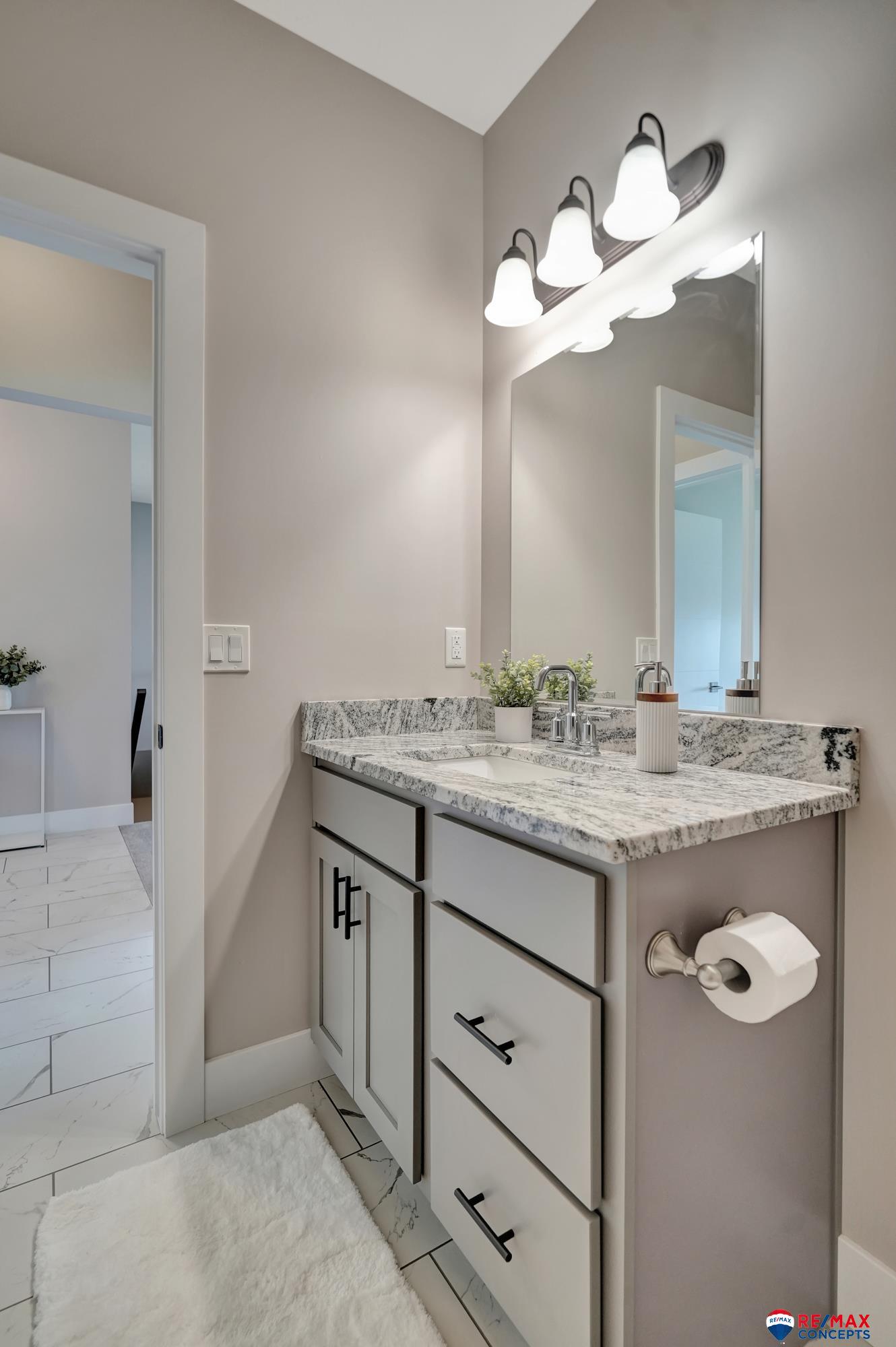 9510 Green Valley Lane