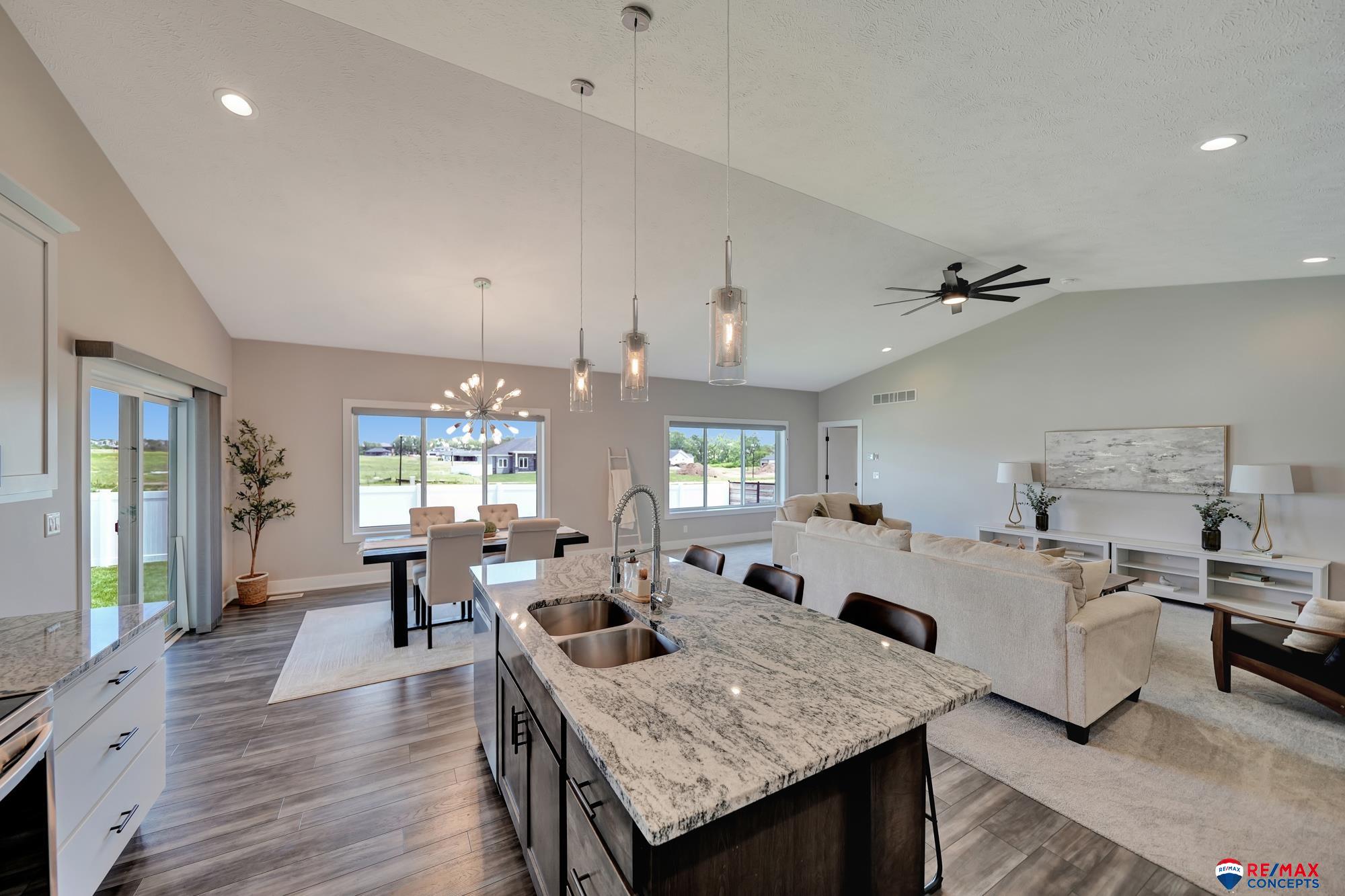 9510 Green Valley Lane