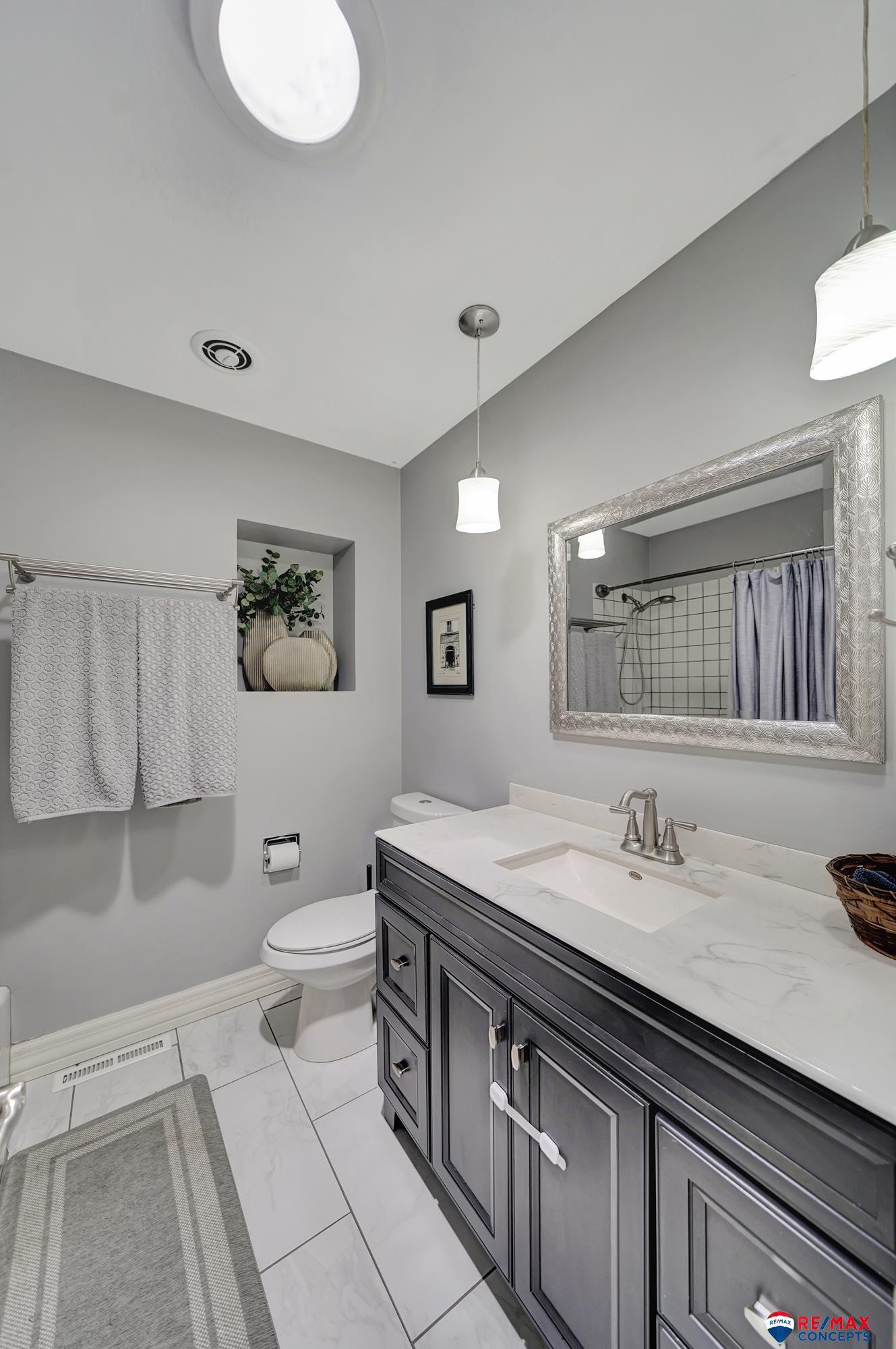 7415 Englewood Drive