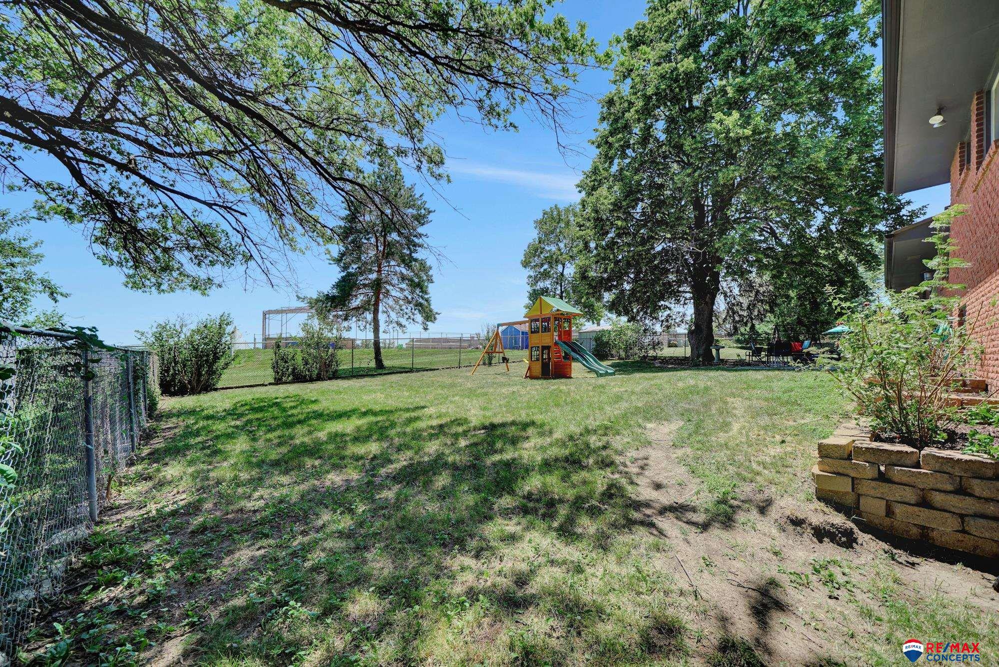 7415 Englewood Drive