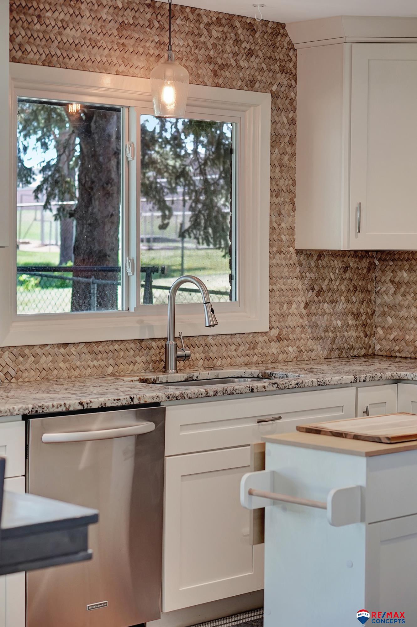 7415 Englewood Drive