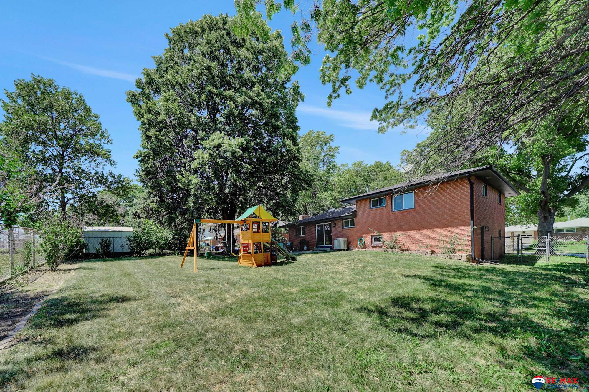 7415 Englewood Drive