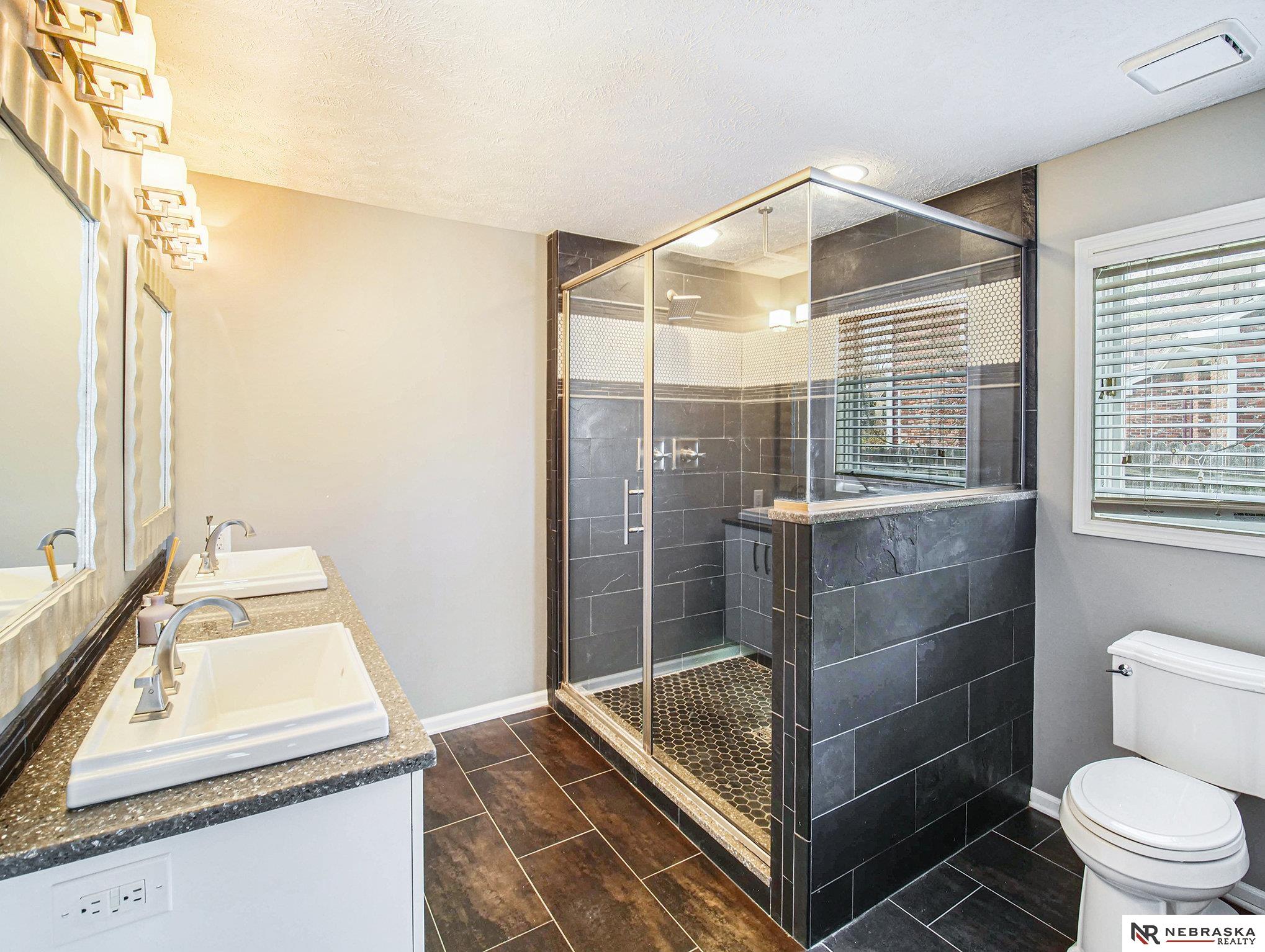 1711 St Andrews Place