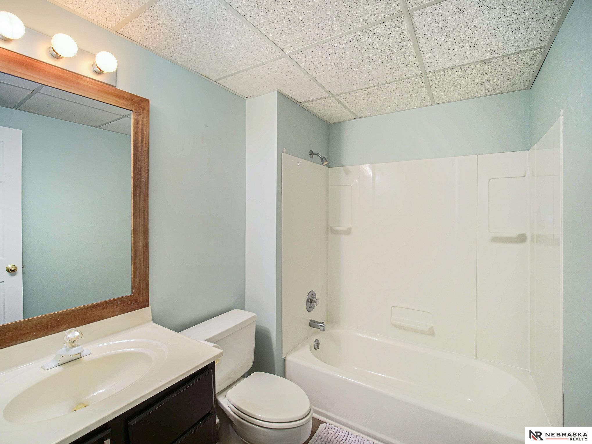 1711 St Andrews Place