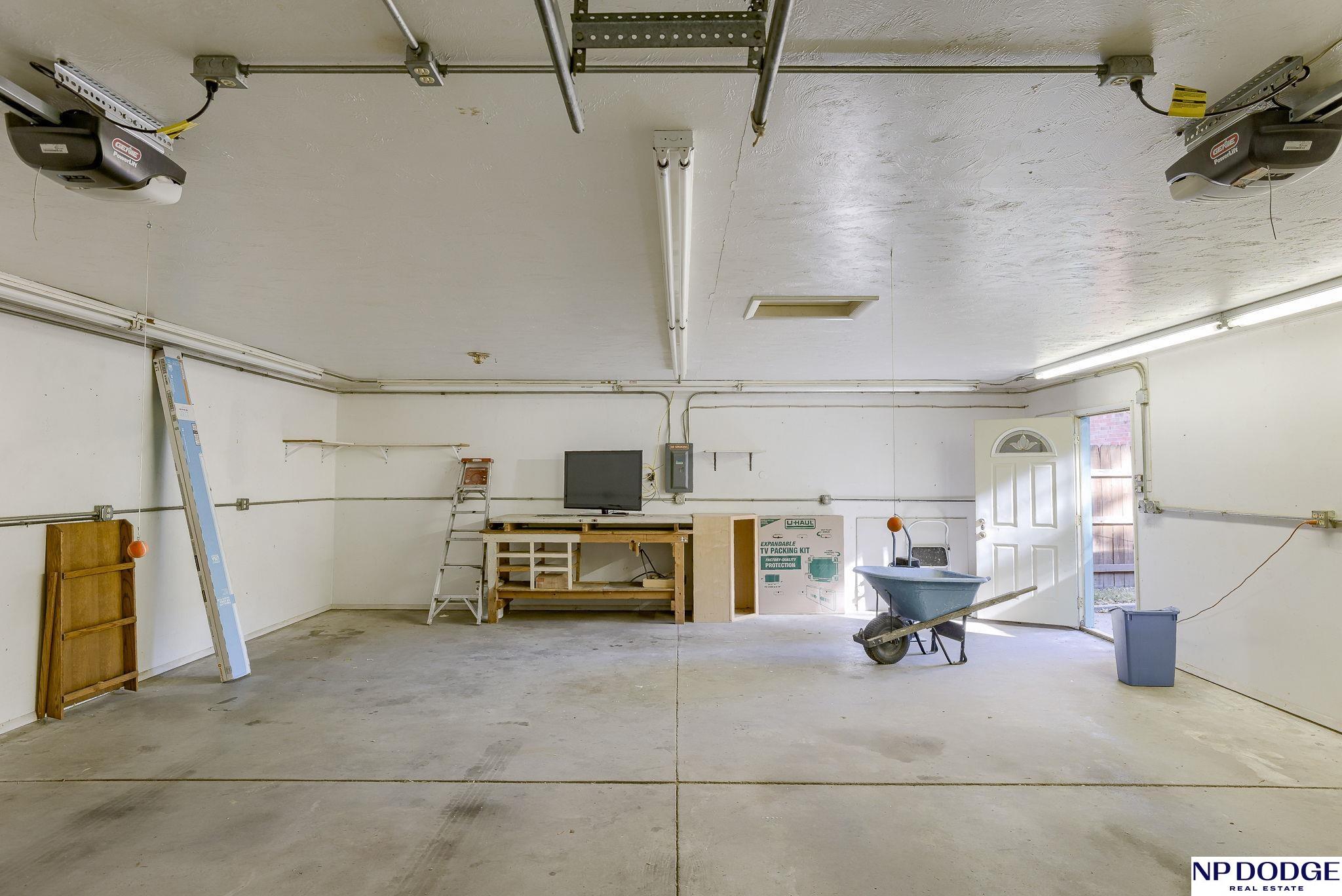 3401 Somerset Avenue