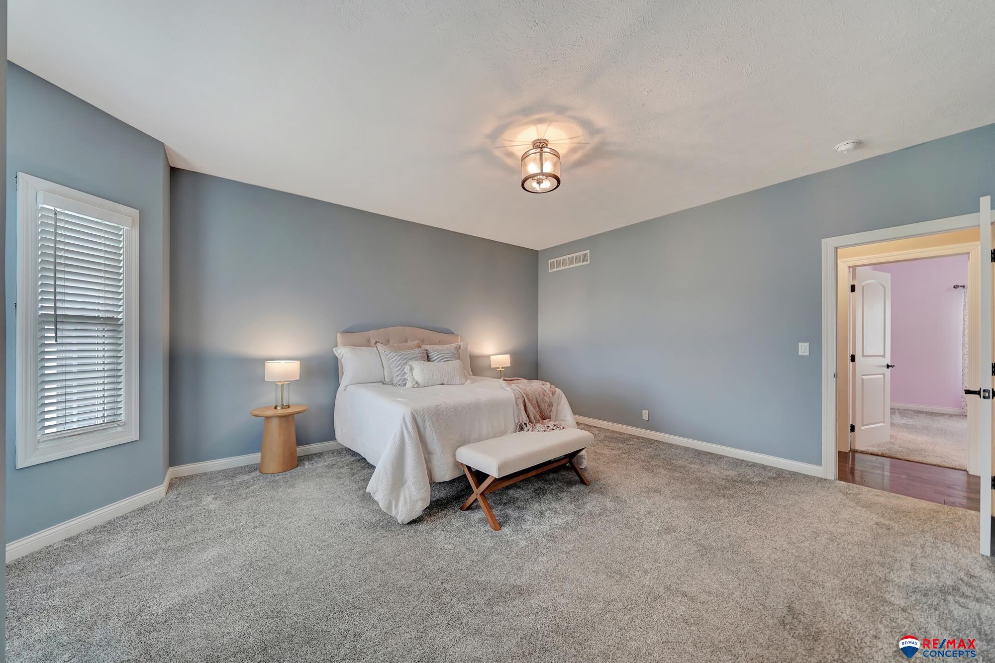 202 Knotty Pine Lane