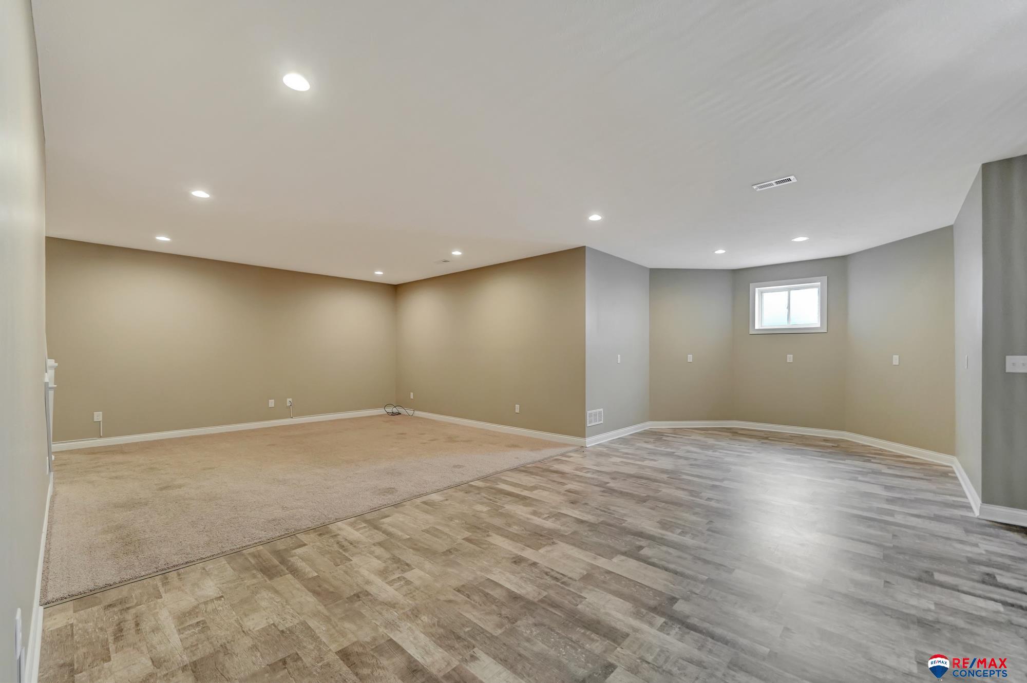 202 Knotty Pine Lane