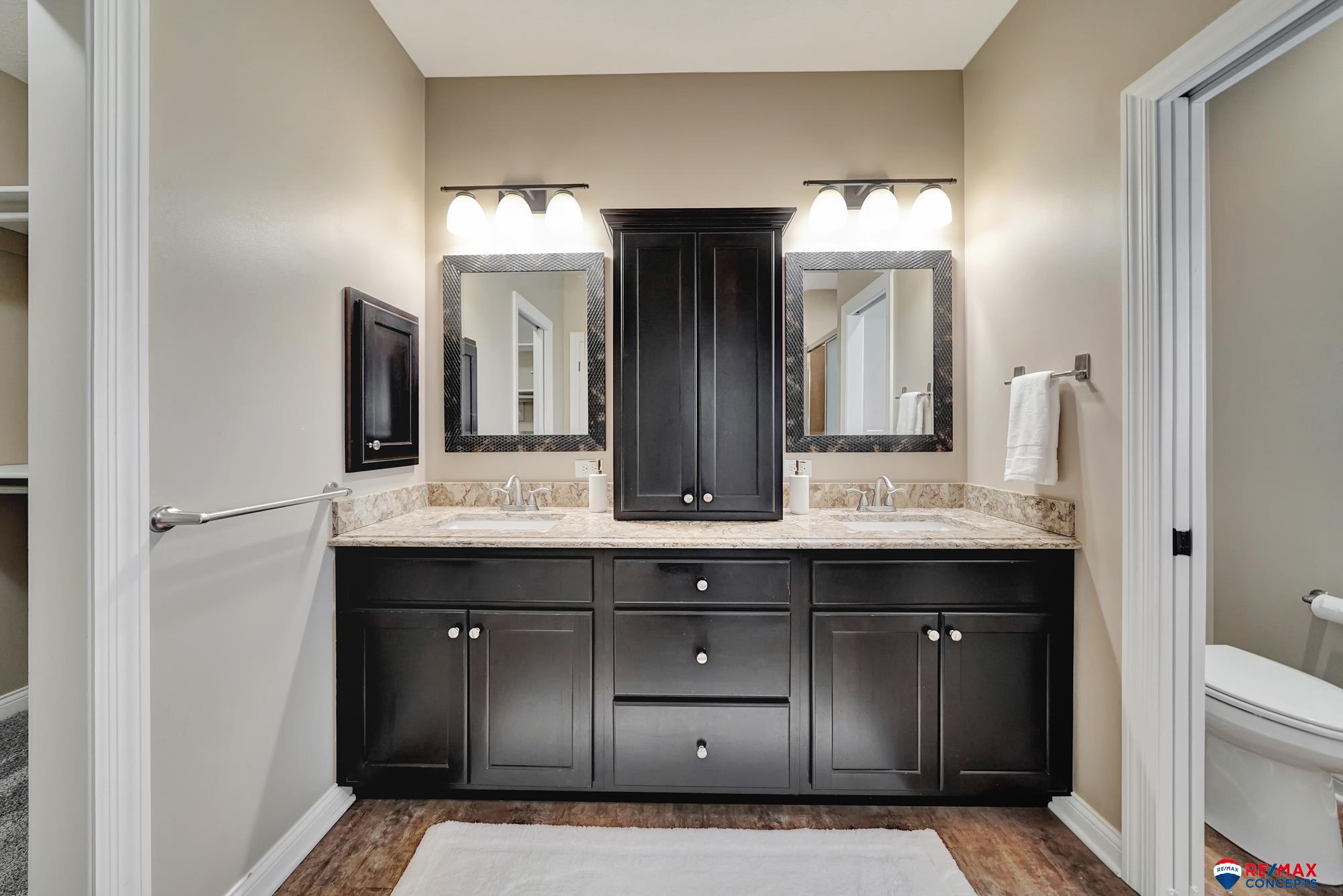 202 Knotty Pine Lane