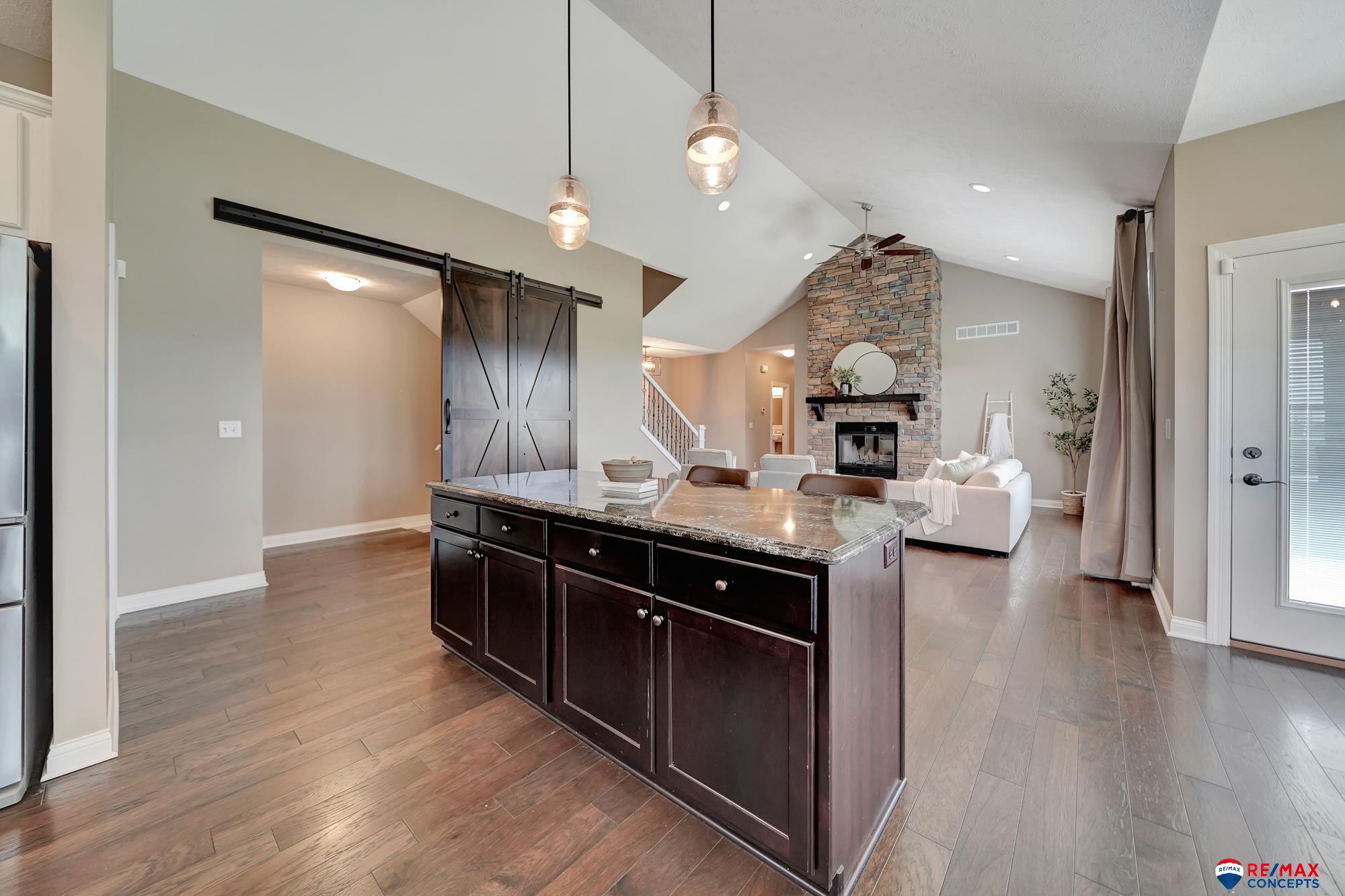 202 Knotty Pine Lane