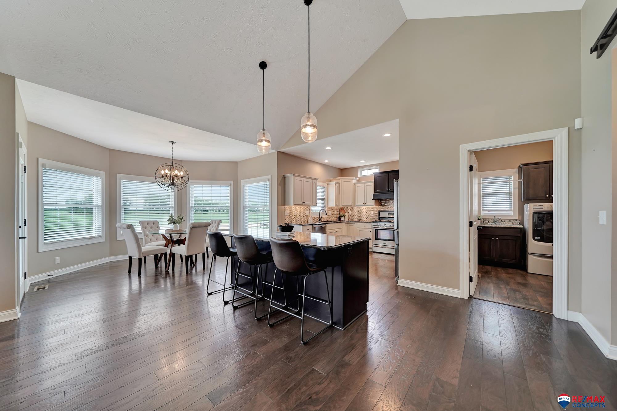 202 Knotty Pine Lane