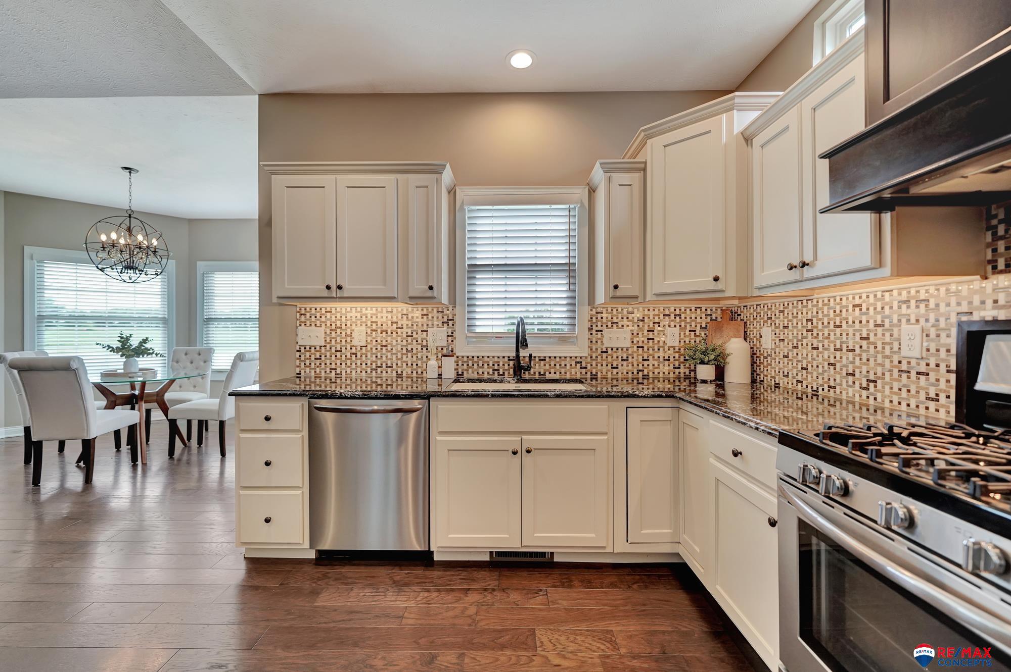 202 Knotty Pine Lane