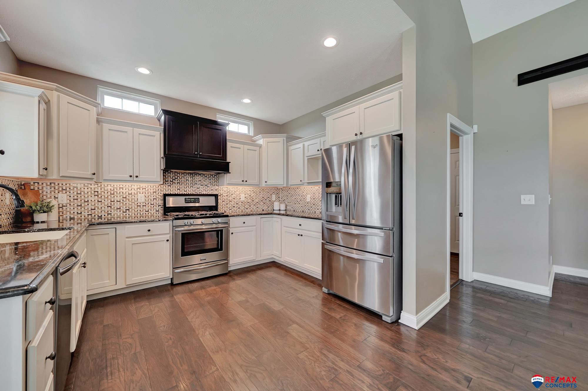 202 Knotty Pine Lane