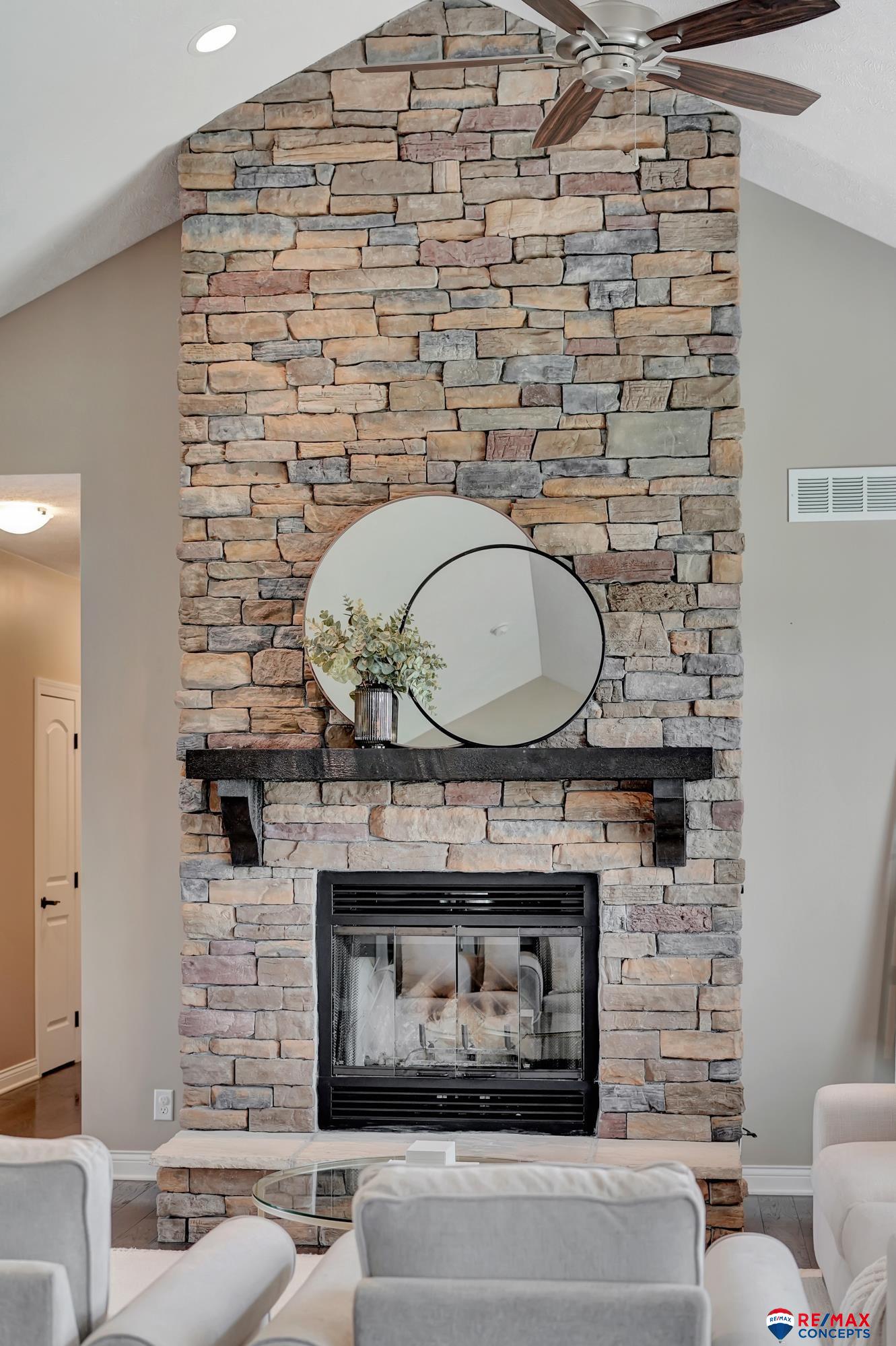 202 Knotty Pine Lane