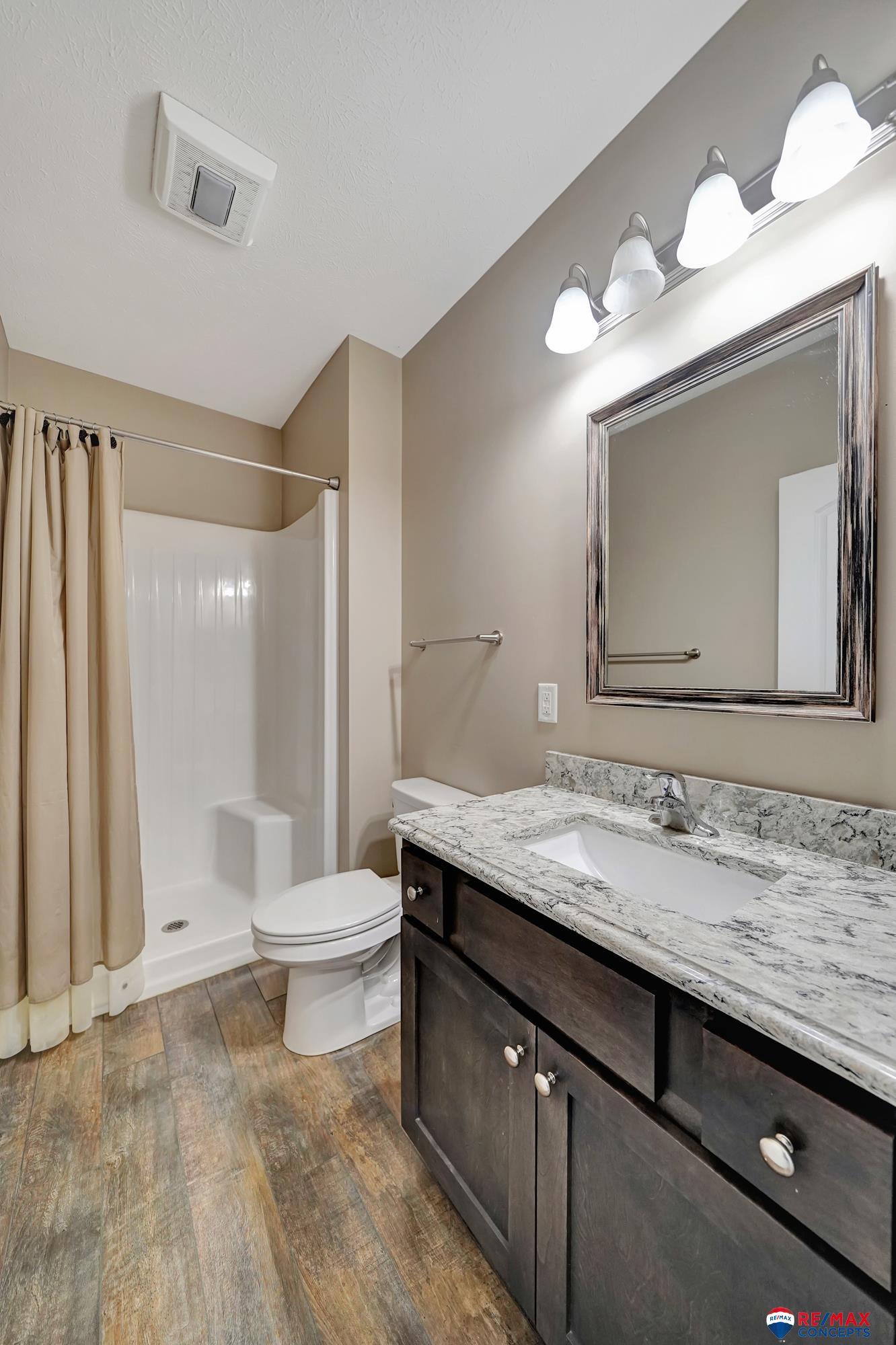 202 Knotty Pine Lane