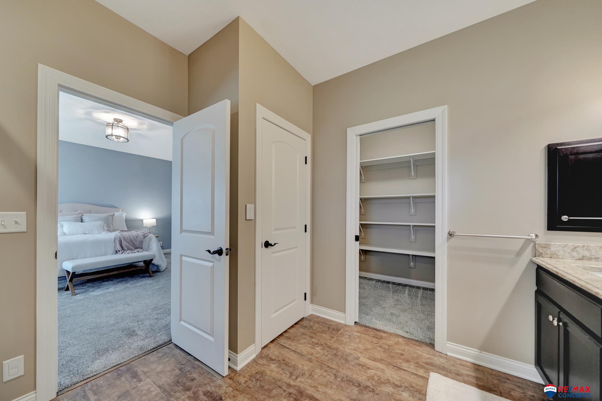 202 Knotty Pine Lane