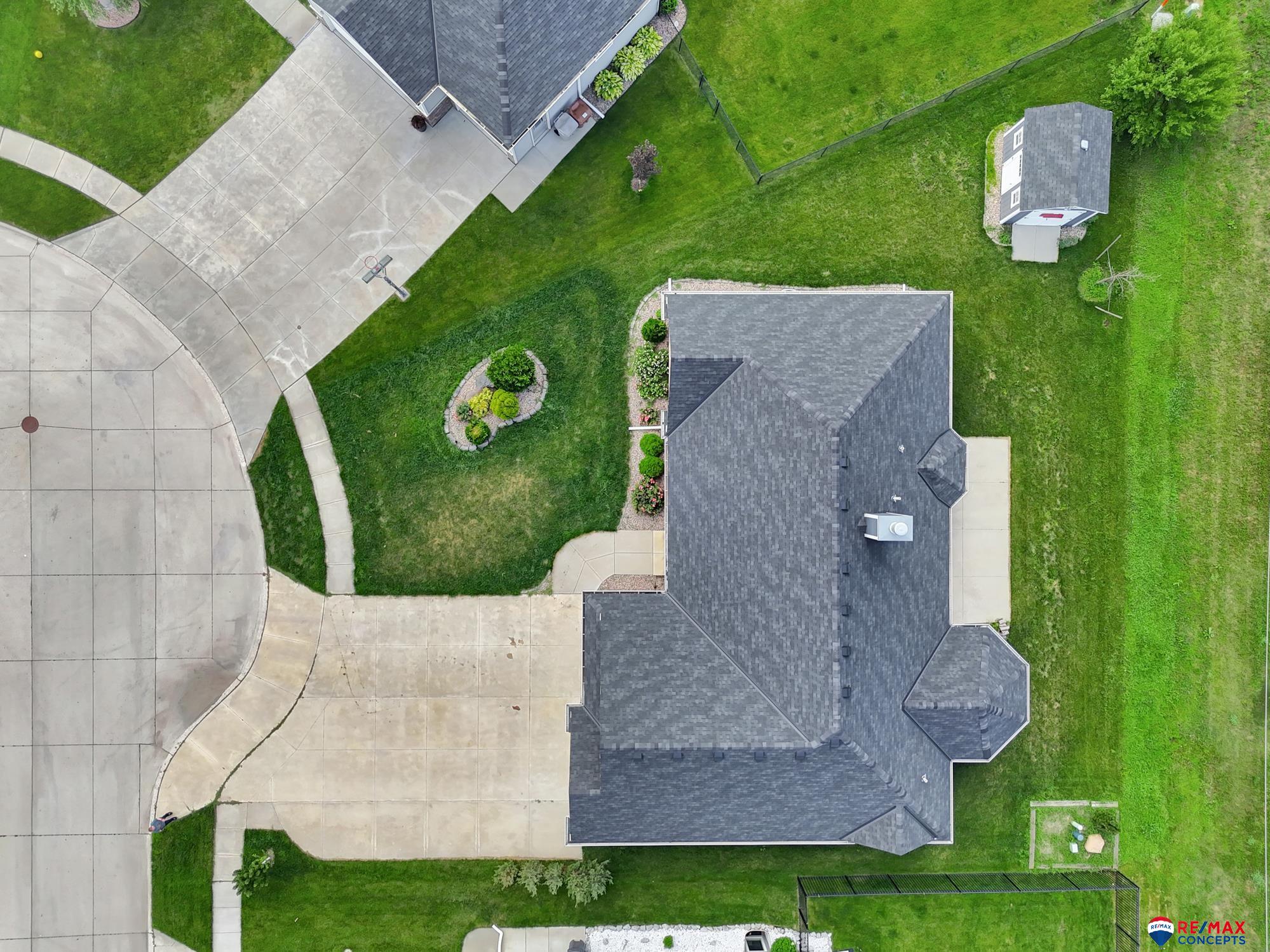 202 Knotty Pine Lane