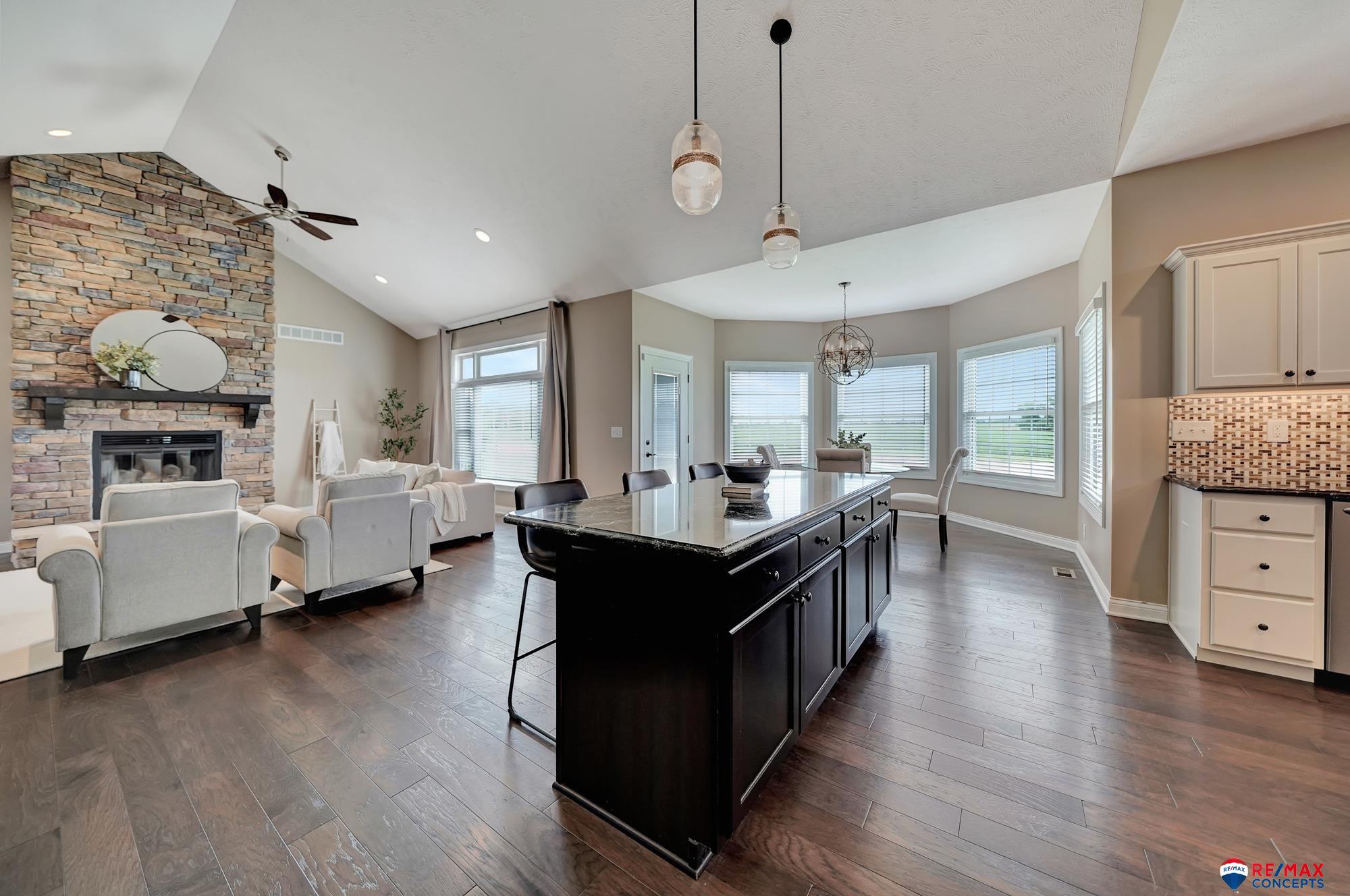 202 Knotty Pine Lane