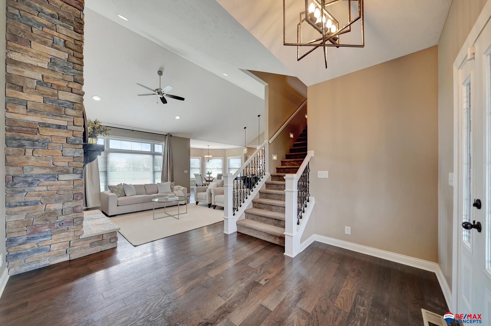 202 Knotty Pine Lane