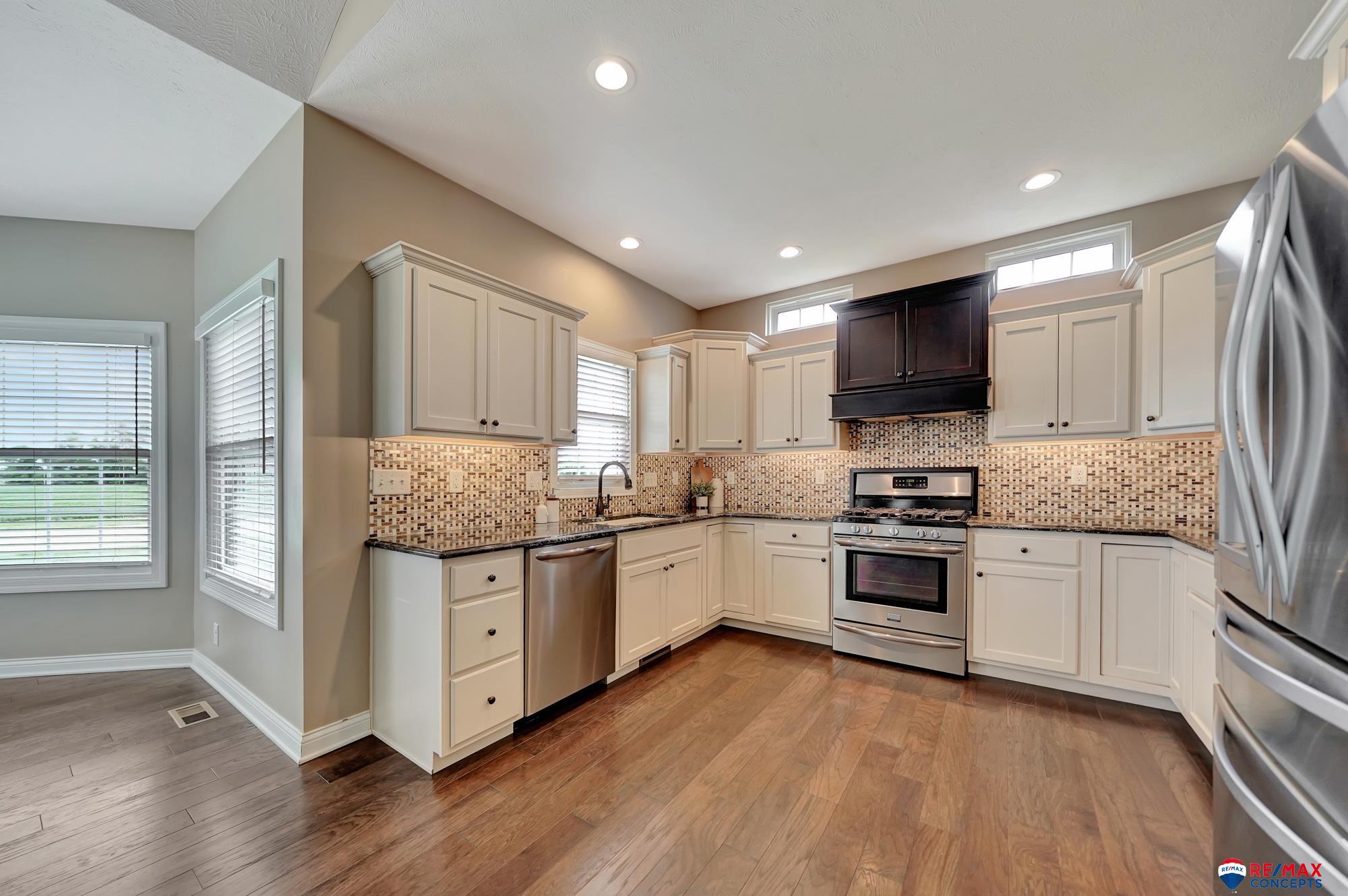 202 Knotty Pine Lane