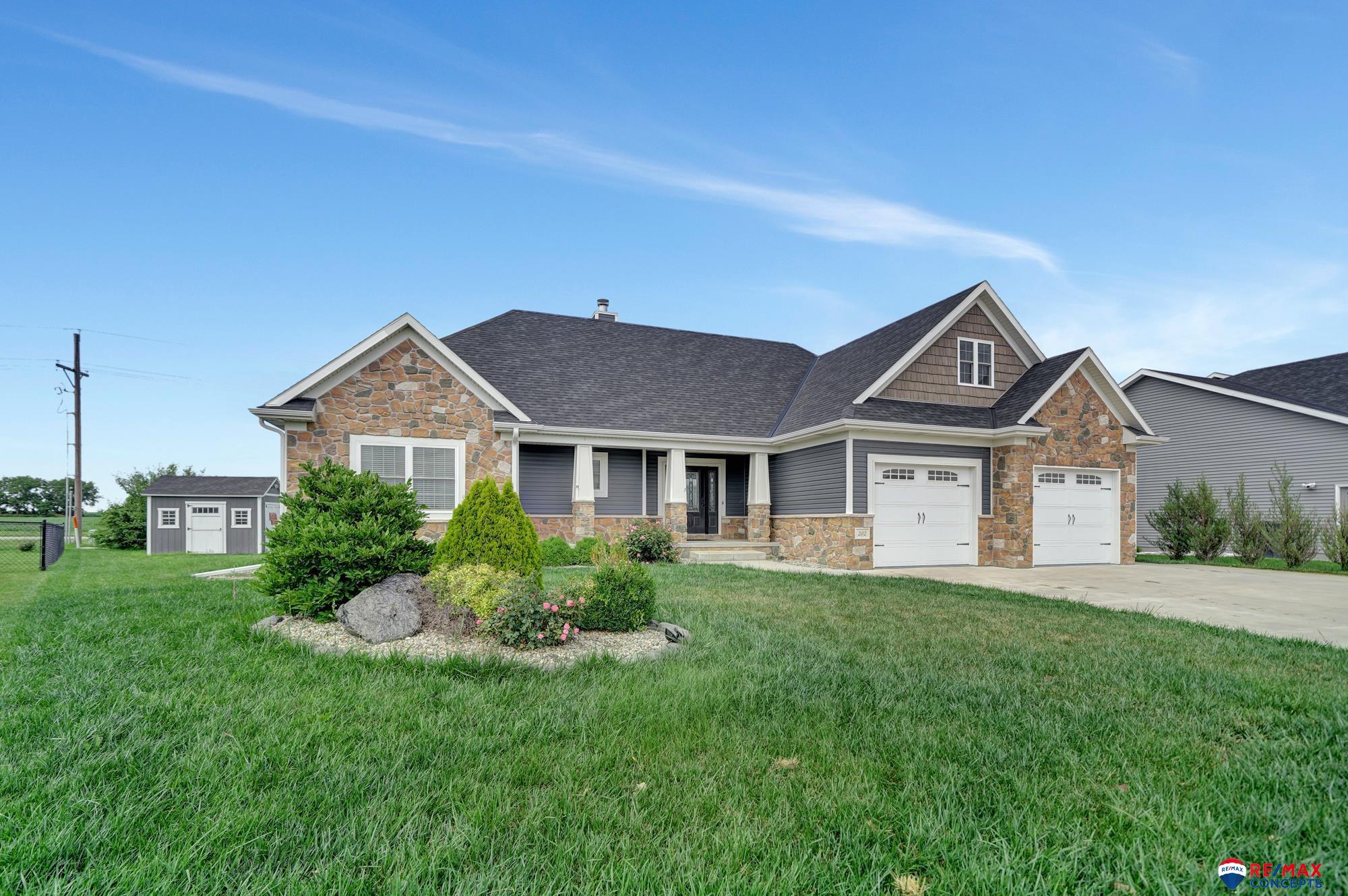 202 Knotty Pine Lane