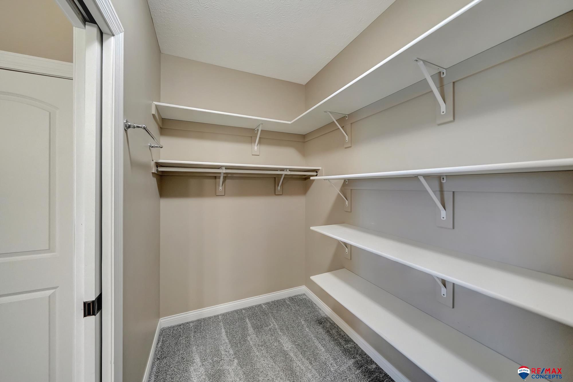 202 Knotty Pine Lane