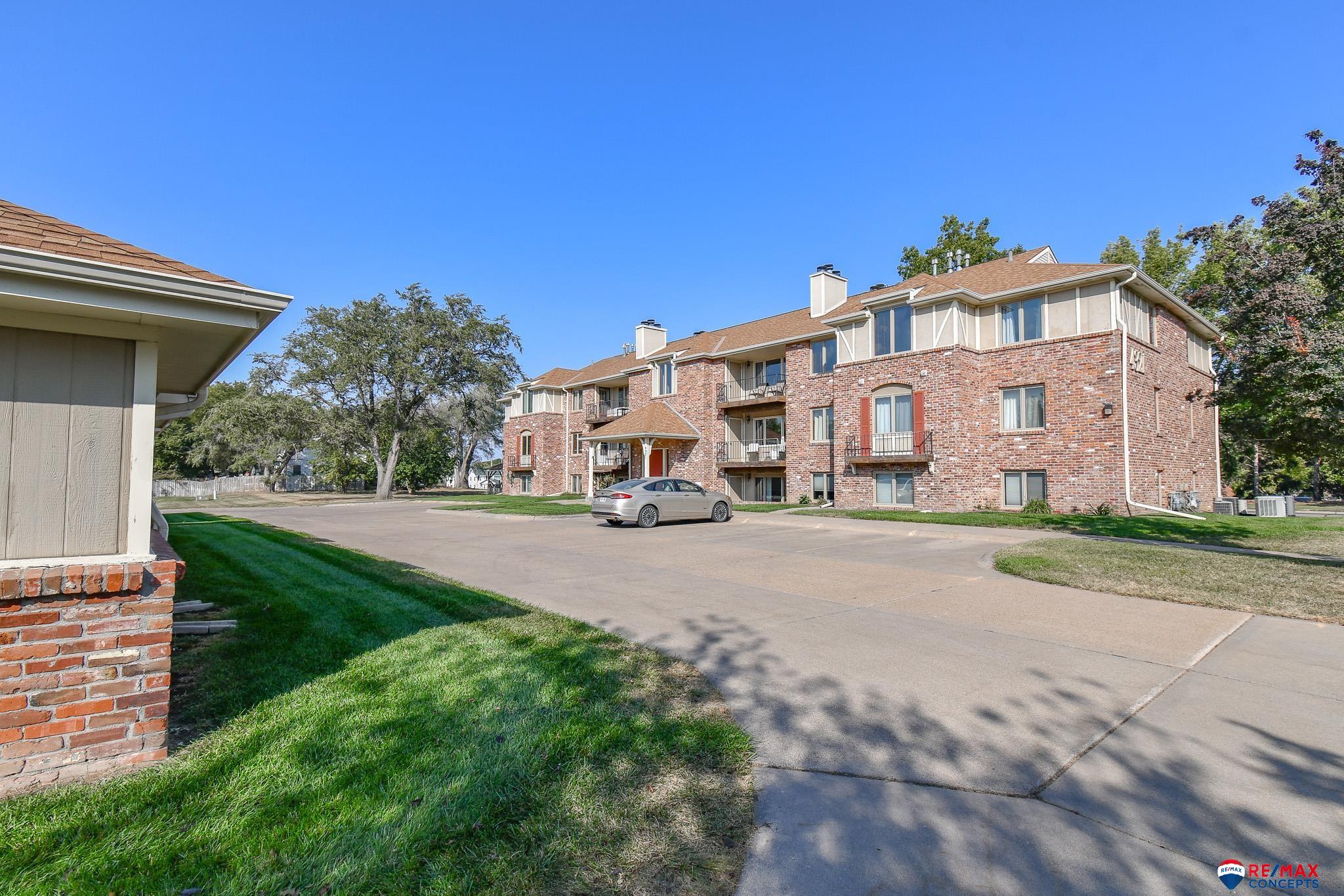 4321 S 58th Street # 9