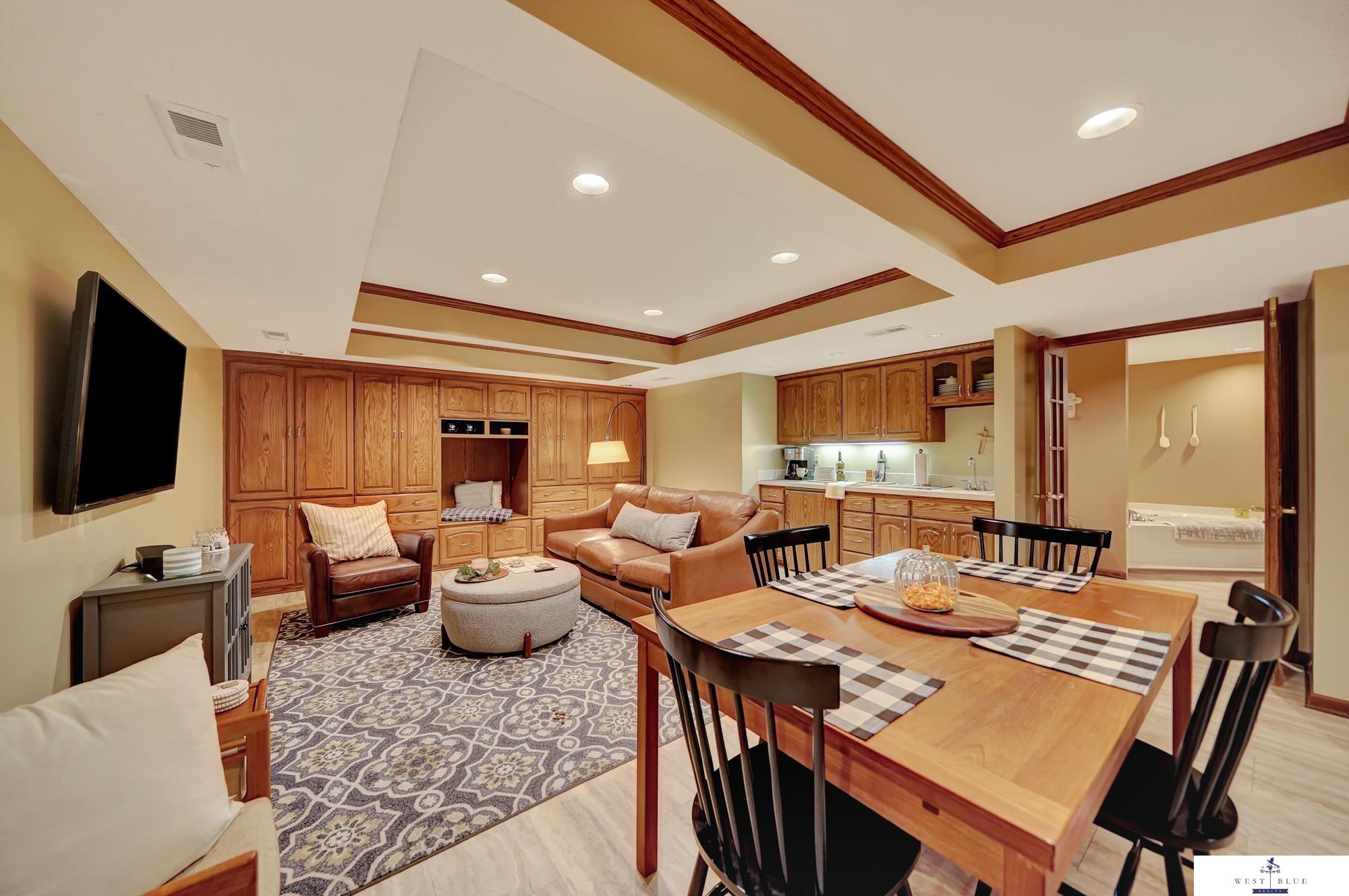 6441 Mesaverde Drive